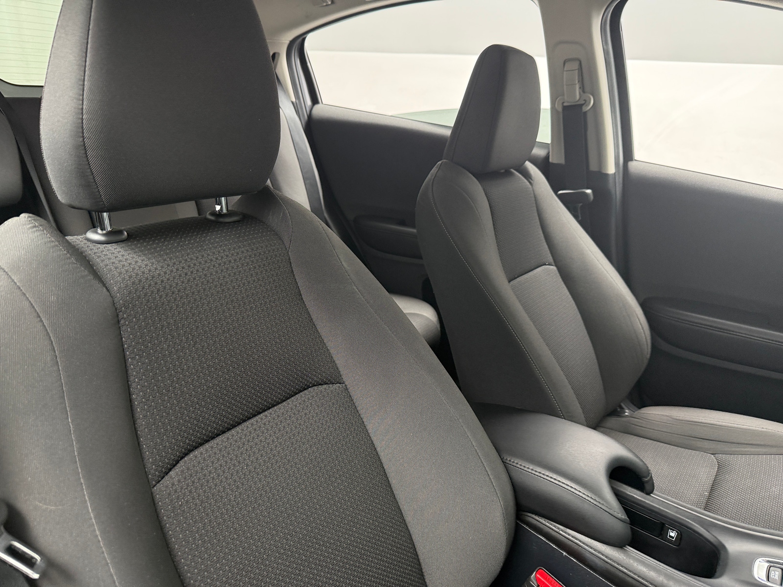 Thumbnail: 2021 Honda HR-V - 2