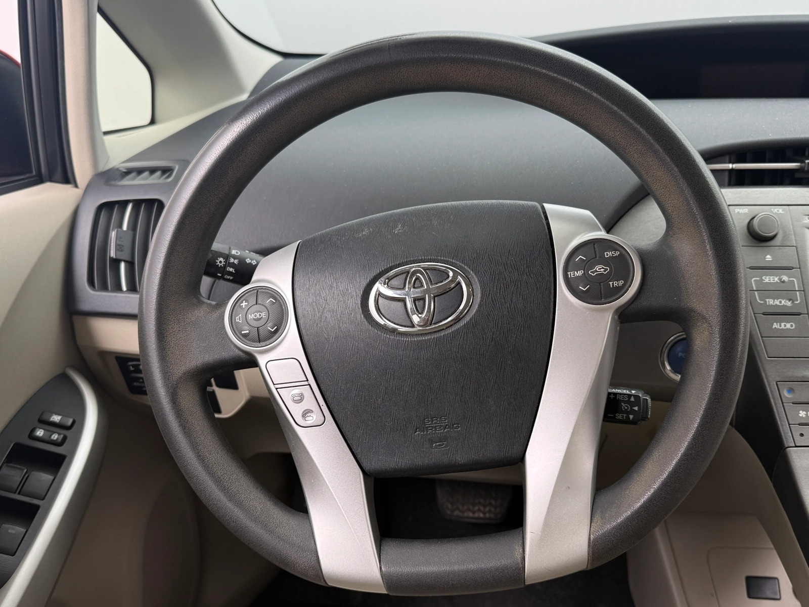 Thumbnail: 2013 Toyota Prius - 5