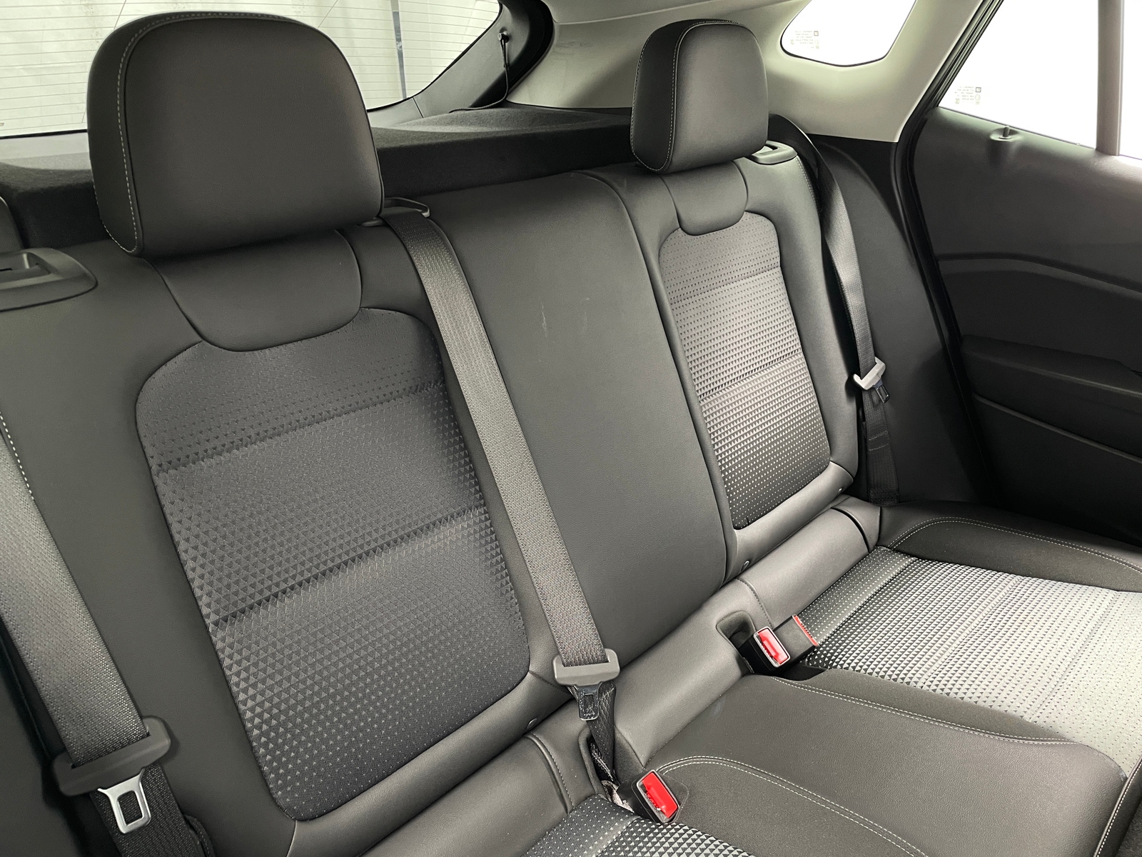 Thumbnail: 2025 Chevrolet Trax - 5
