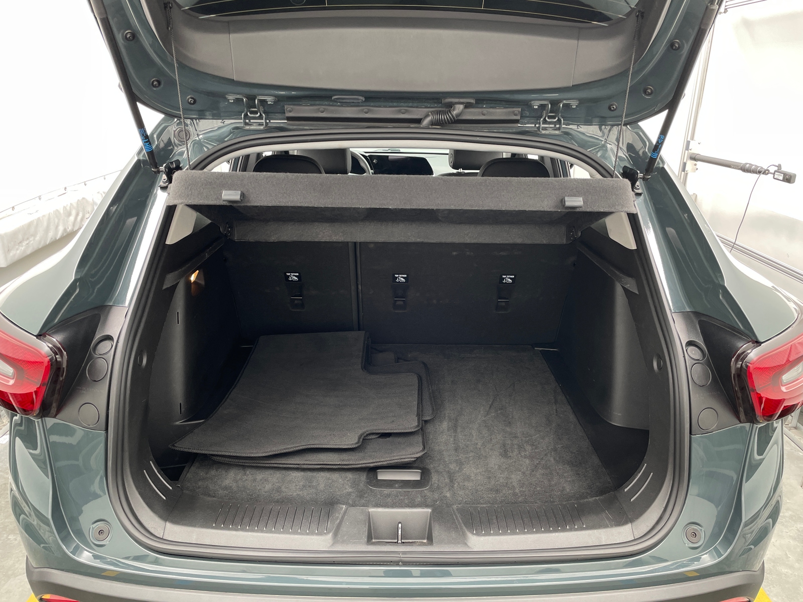 Thumbnail: 2025 Chevrolet Trax - 6