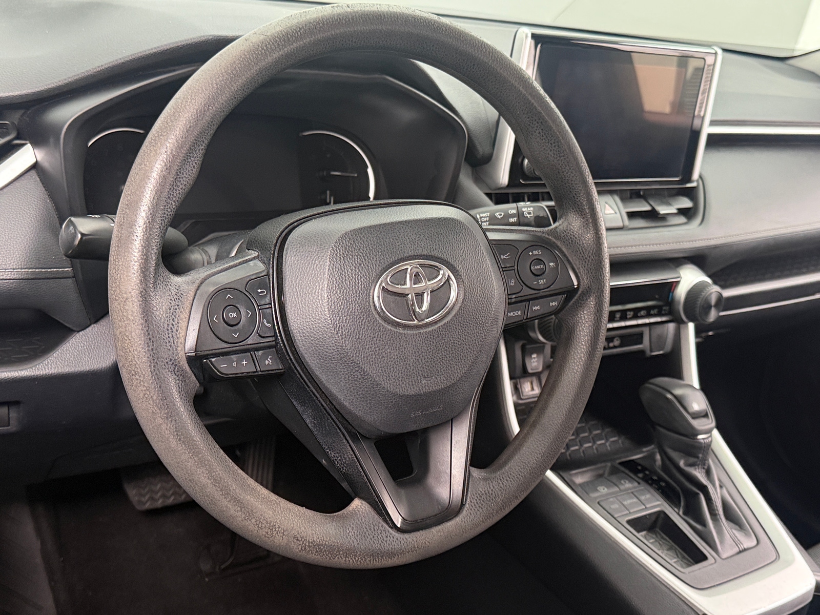 Thumbnail: 2023 Toyota RAV4 - 5