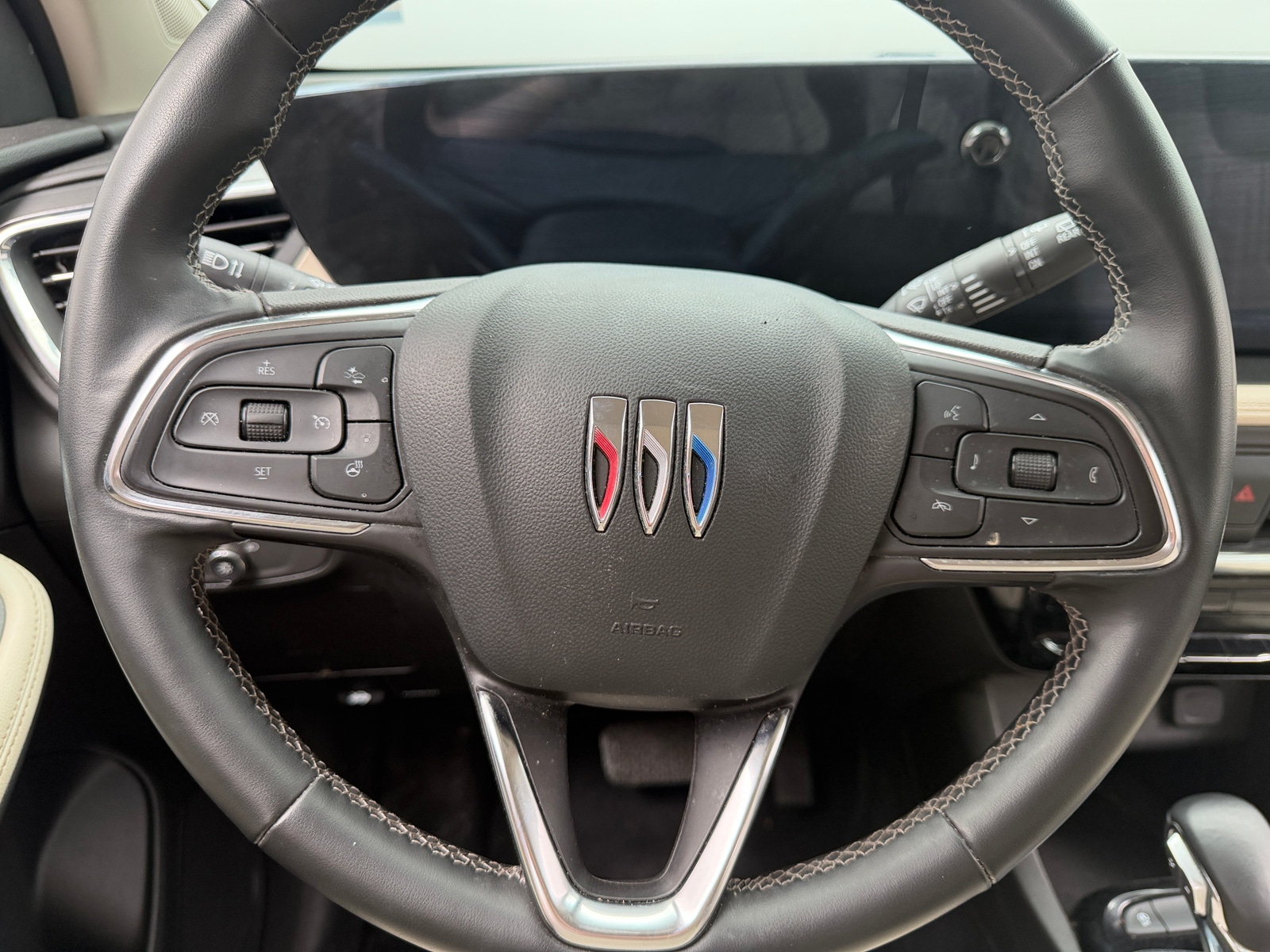 Thumbnail: 2025 Buick Encore GX - 4