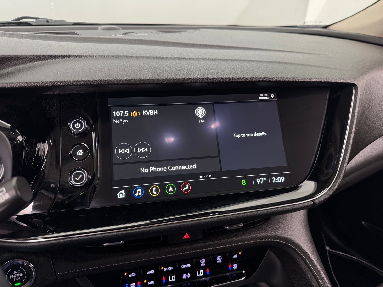Thumbnail: 2022 Buick Envision - 3