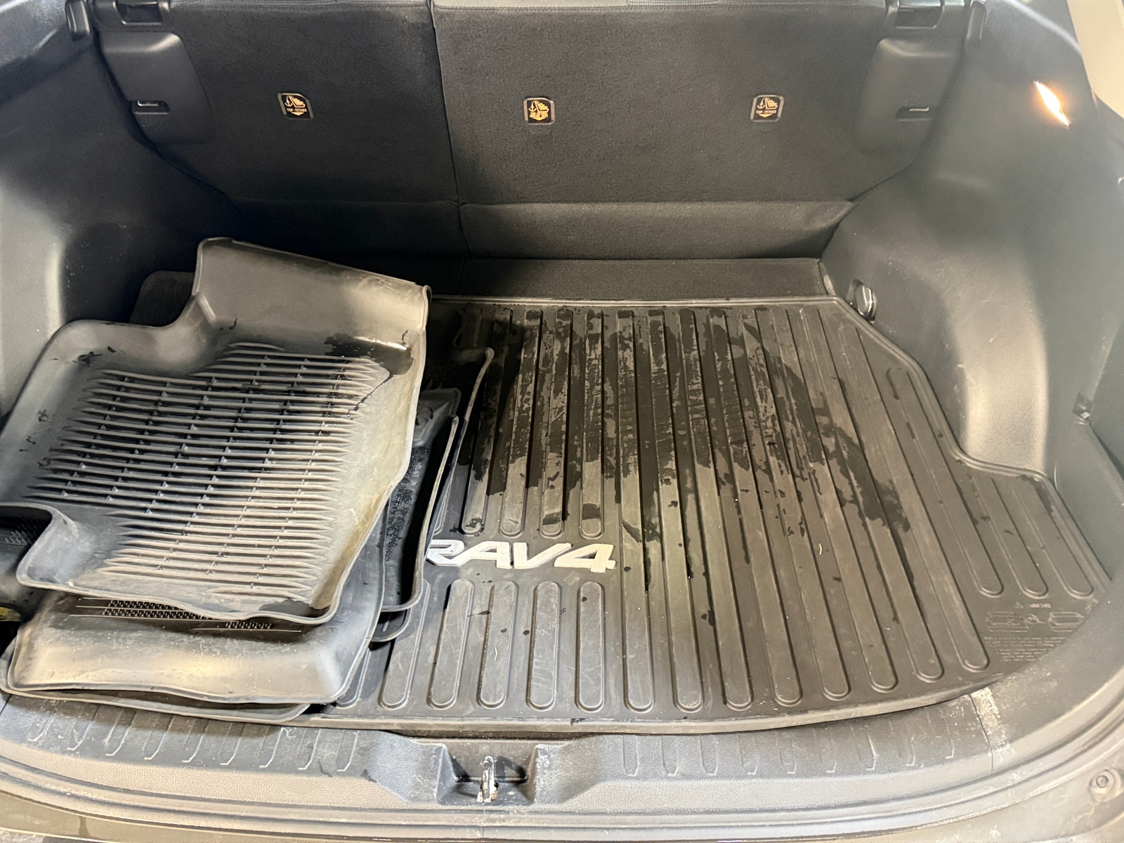 Thumbnail: 2019 Toyota RAV4 - 7