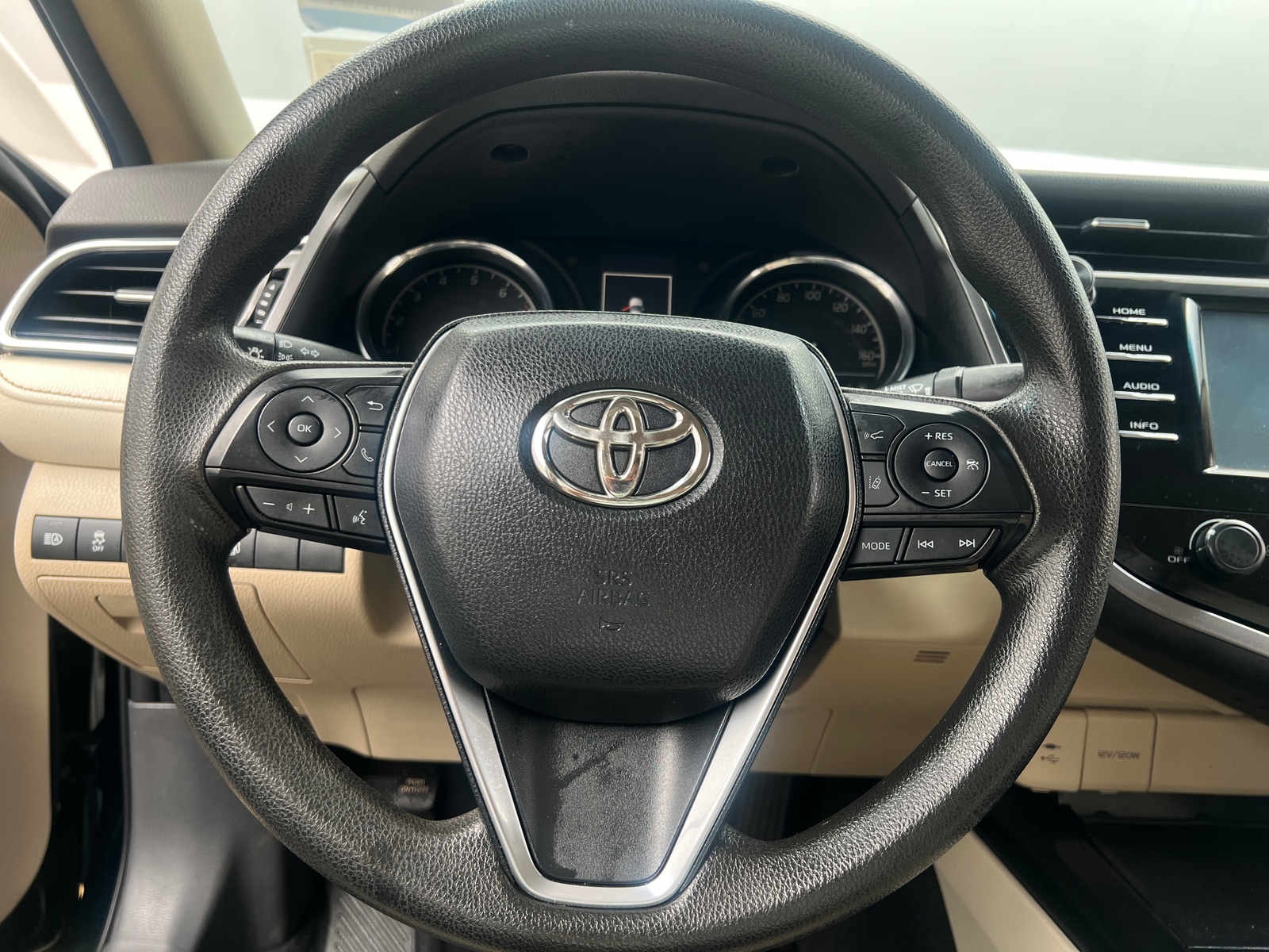Thumbnail: 2018 Toyota Camry - 5