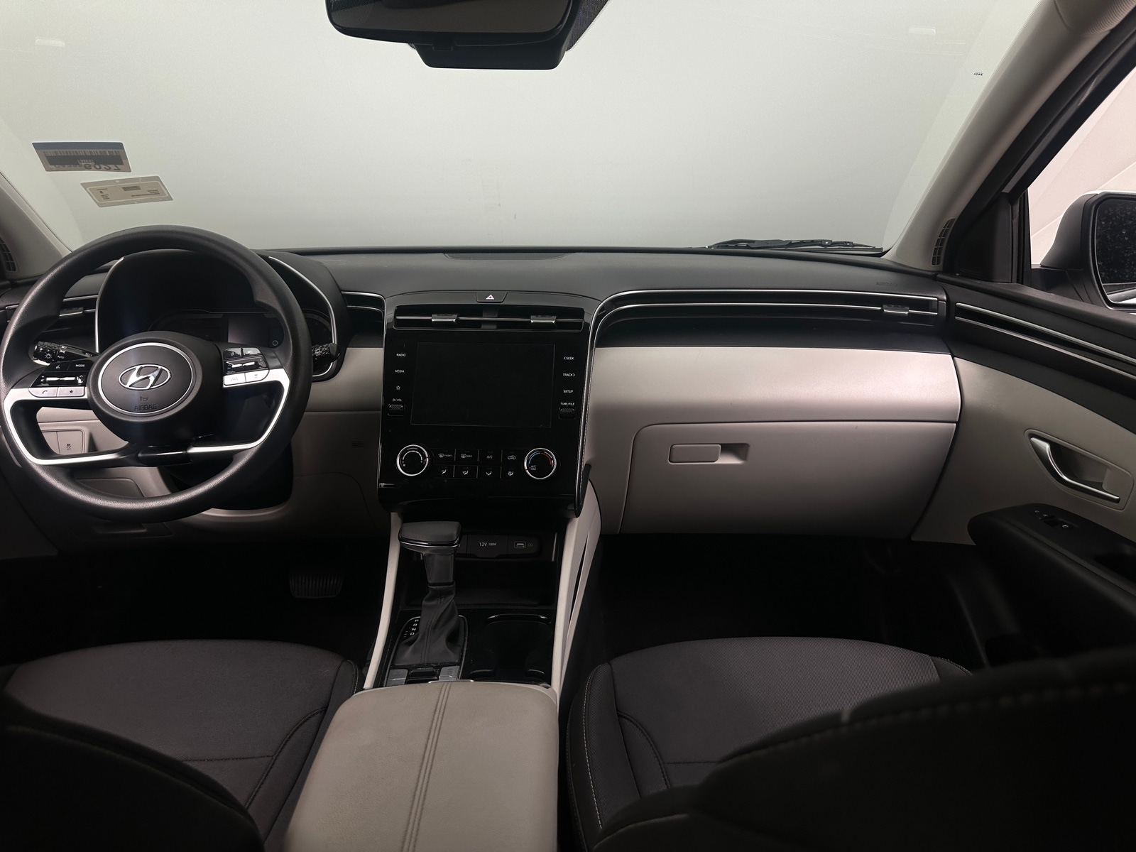 Thumbnail: 2024 Hyundai Tucson - 3