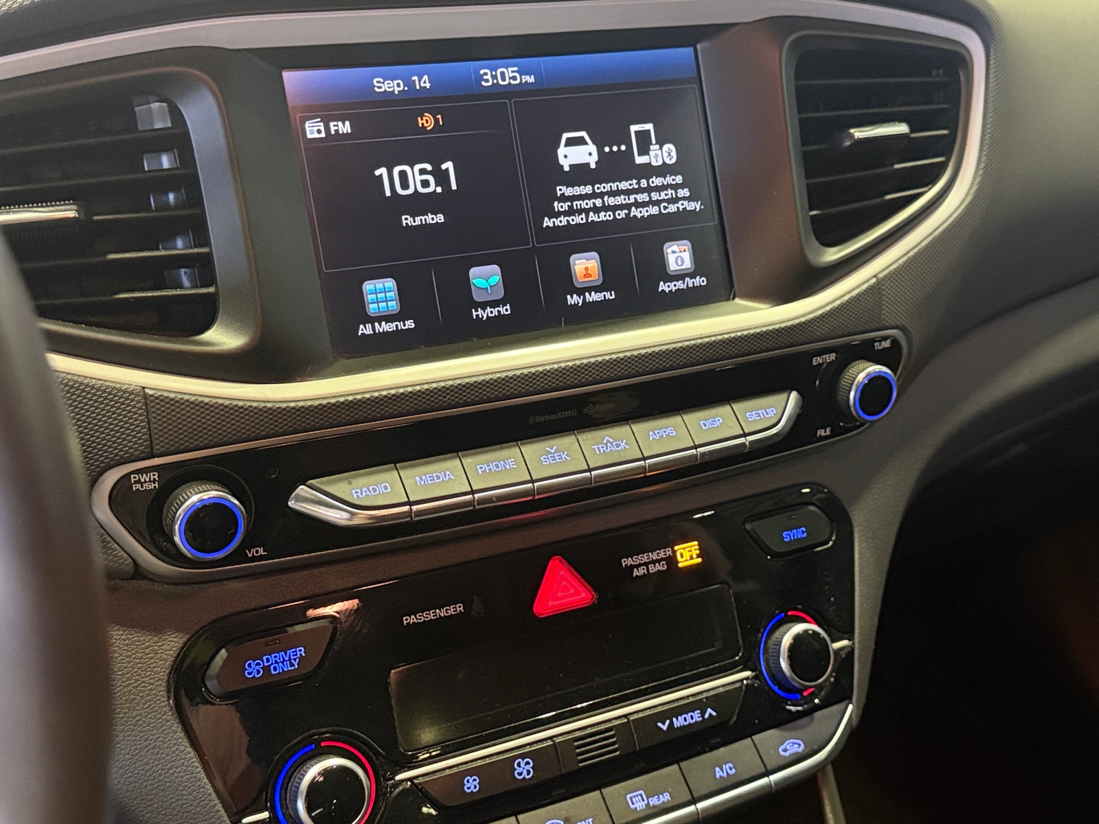 Thumbnail: 2019 Hyundai Ioniq - 4