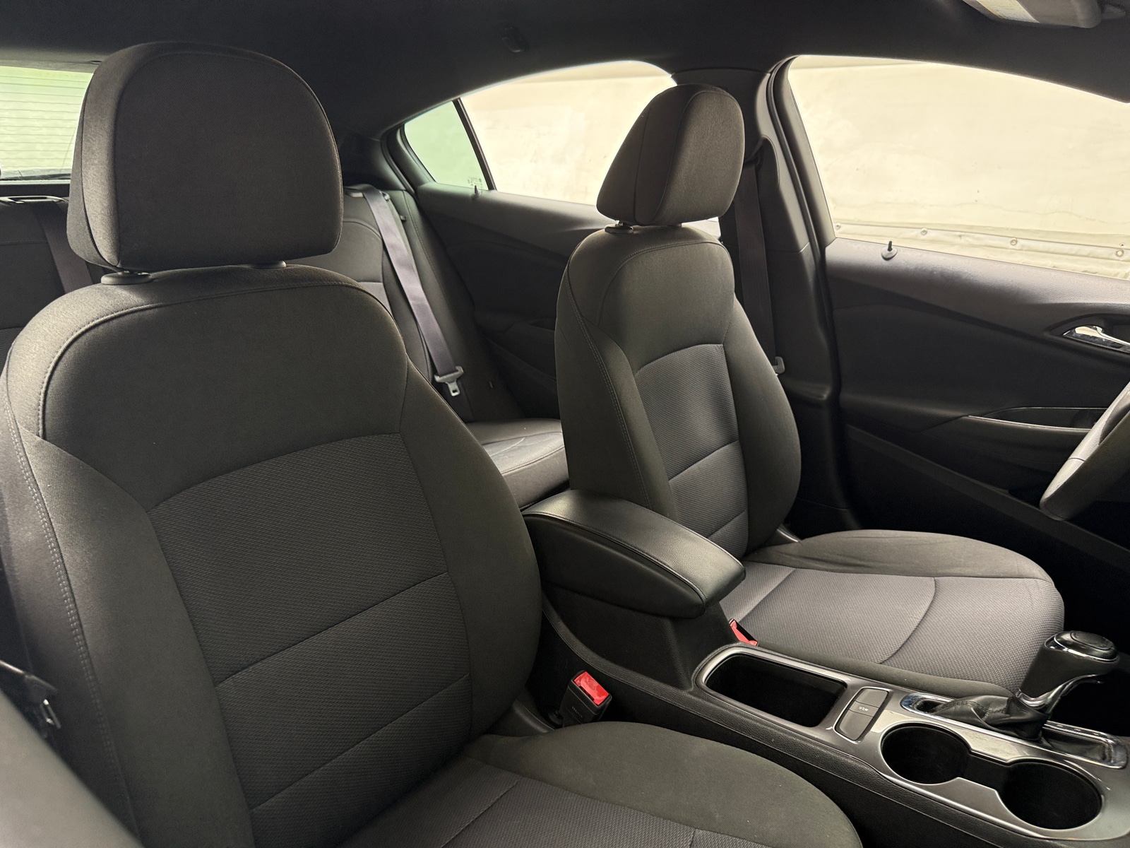Thumbnail: 2017 Chevrolet Cruze - 2