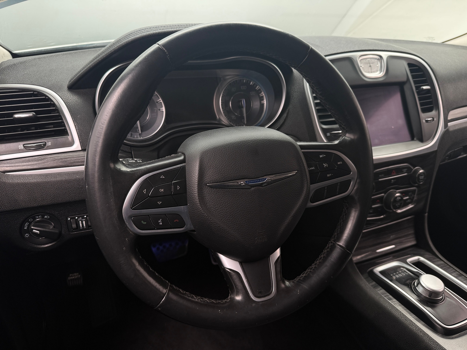 Thumbnail: 2021 Chrysler 300 - 5