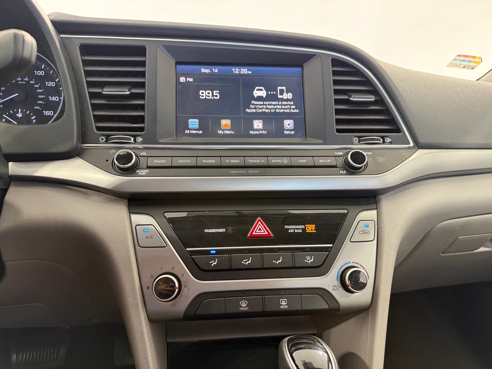 Thumbnail: 2017 Hyundai Elantra - 4
