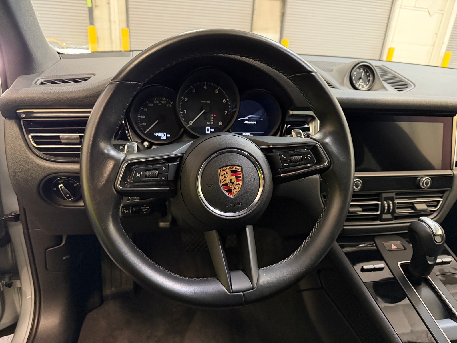 Thumbnail: 2024 Porsche Macan - 4
