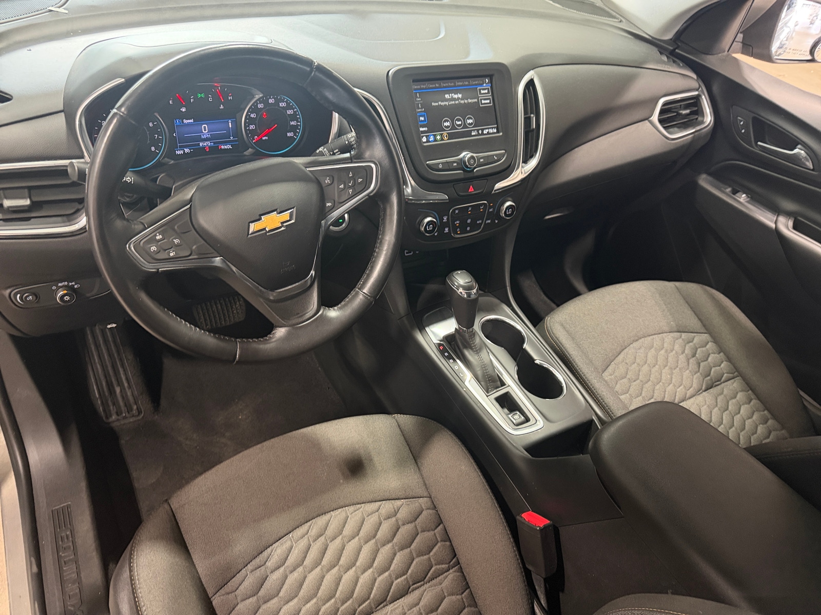 Thumbnail: 2019 Chevrolet Equinox - 3