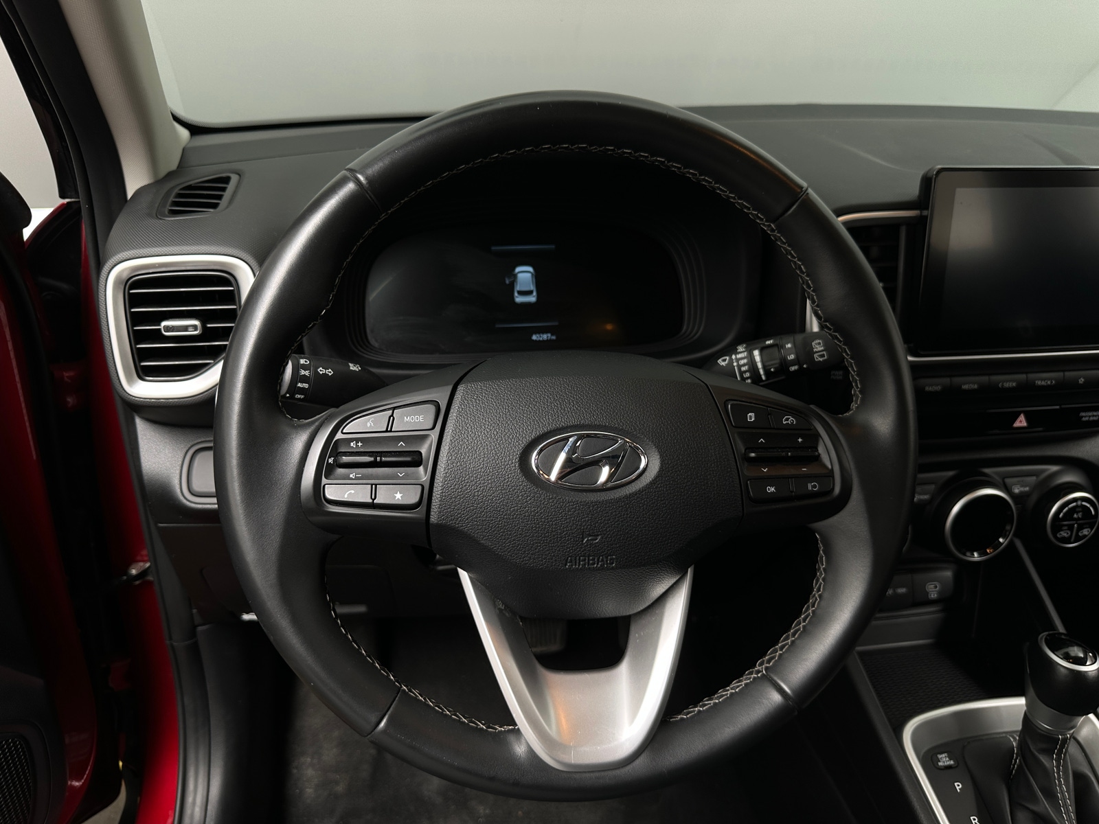 Thumbnail: 2025 Hyundai Venue - 5