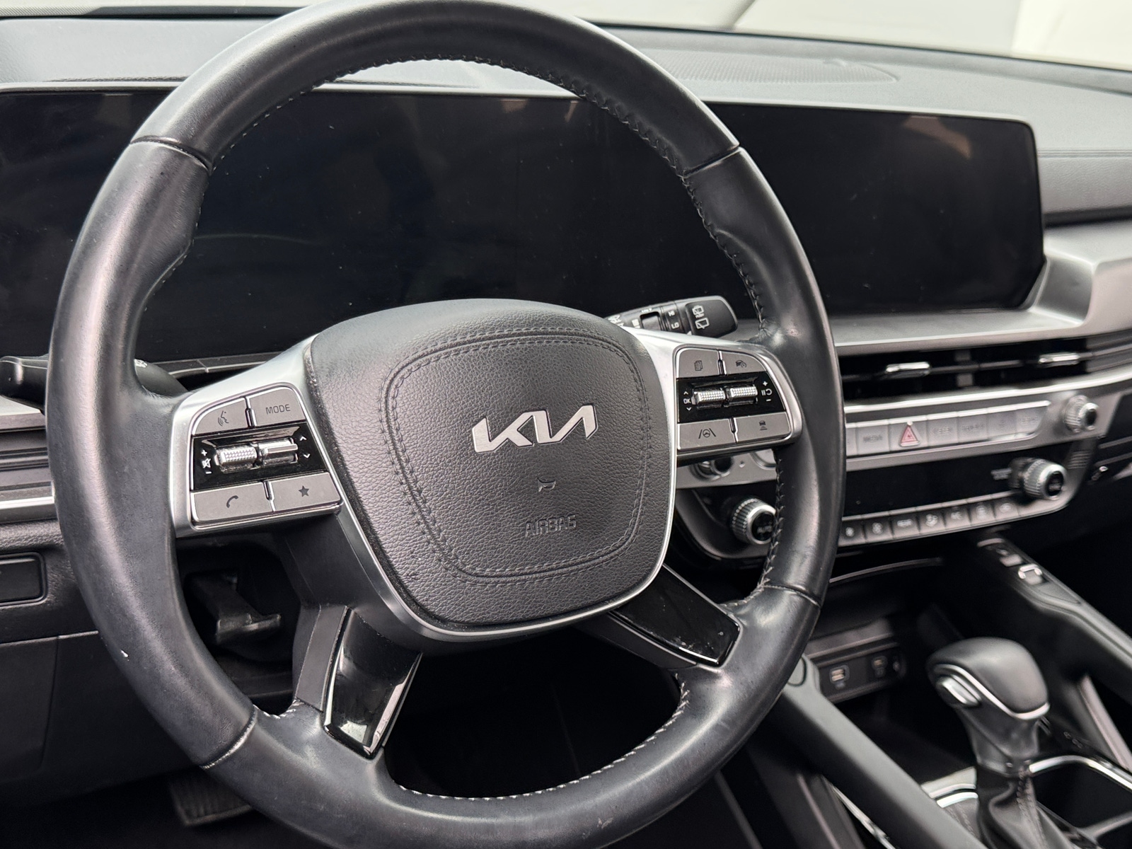 Thumbnail: 2023 Kia Telluride - 4
