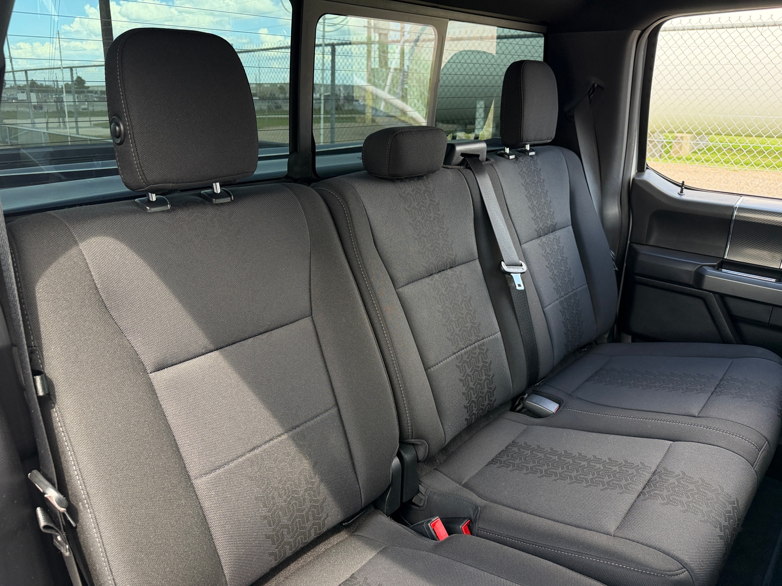 Thumbnail: 2018 Ford Econoline - 6