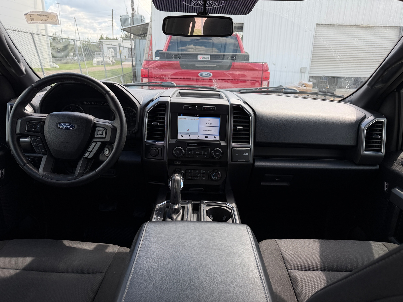 Thumbnail: 2018 Ford Econoline - 3