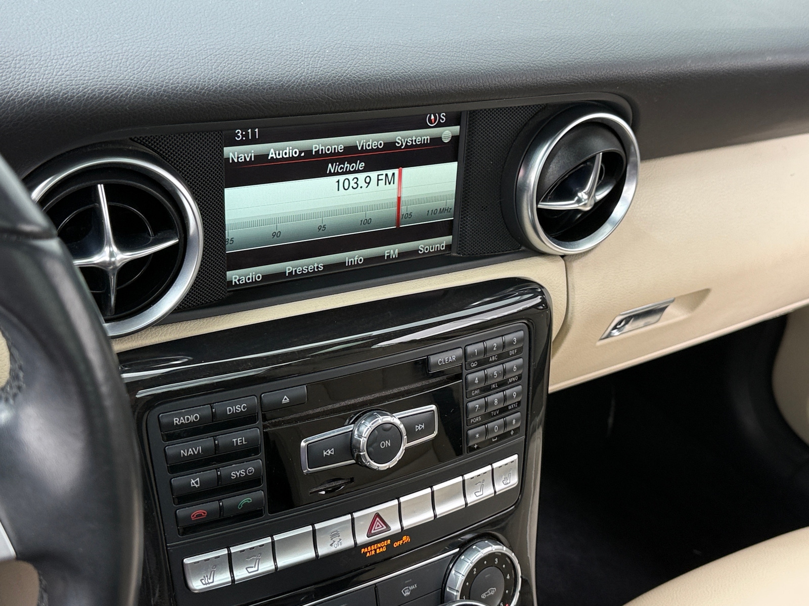 Thumbnail: 2015 Mercedes-Benz SLK - 3