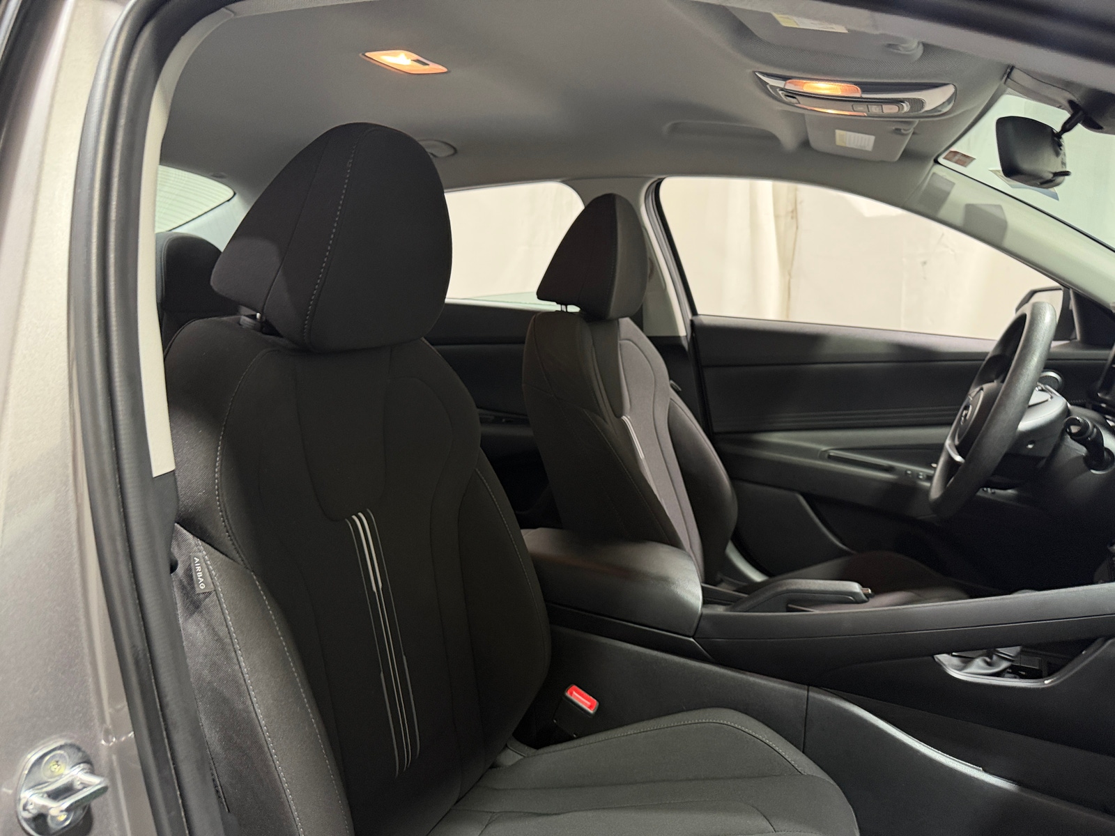 Thumbnail: 2023 Hyundai Elantra - 2