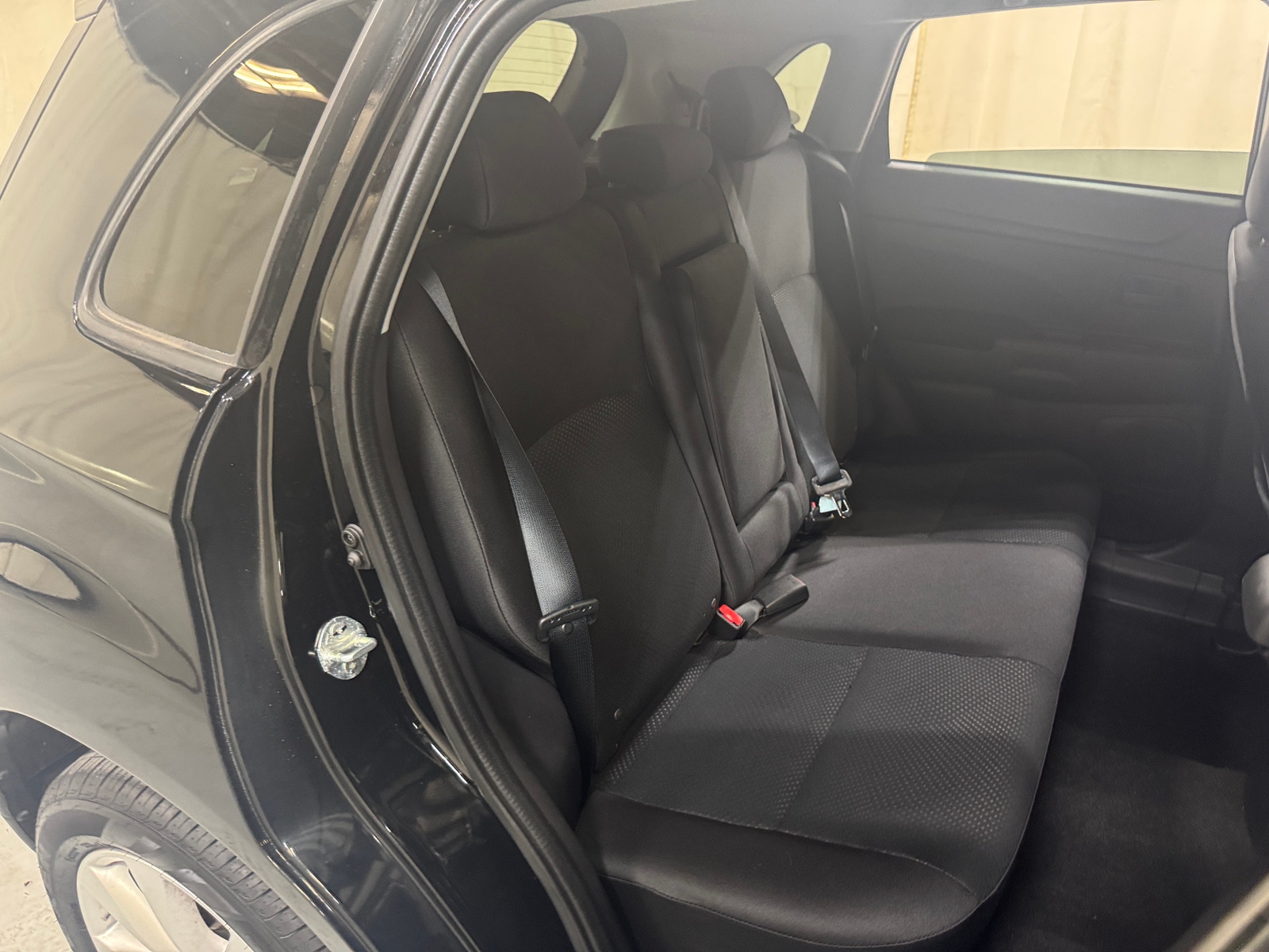 Thumbnail: 2015 Mitsubishi Outlander Sport - 6