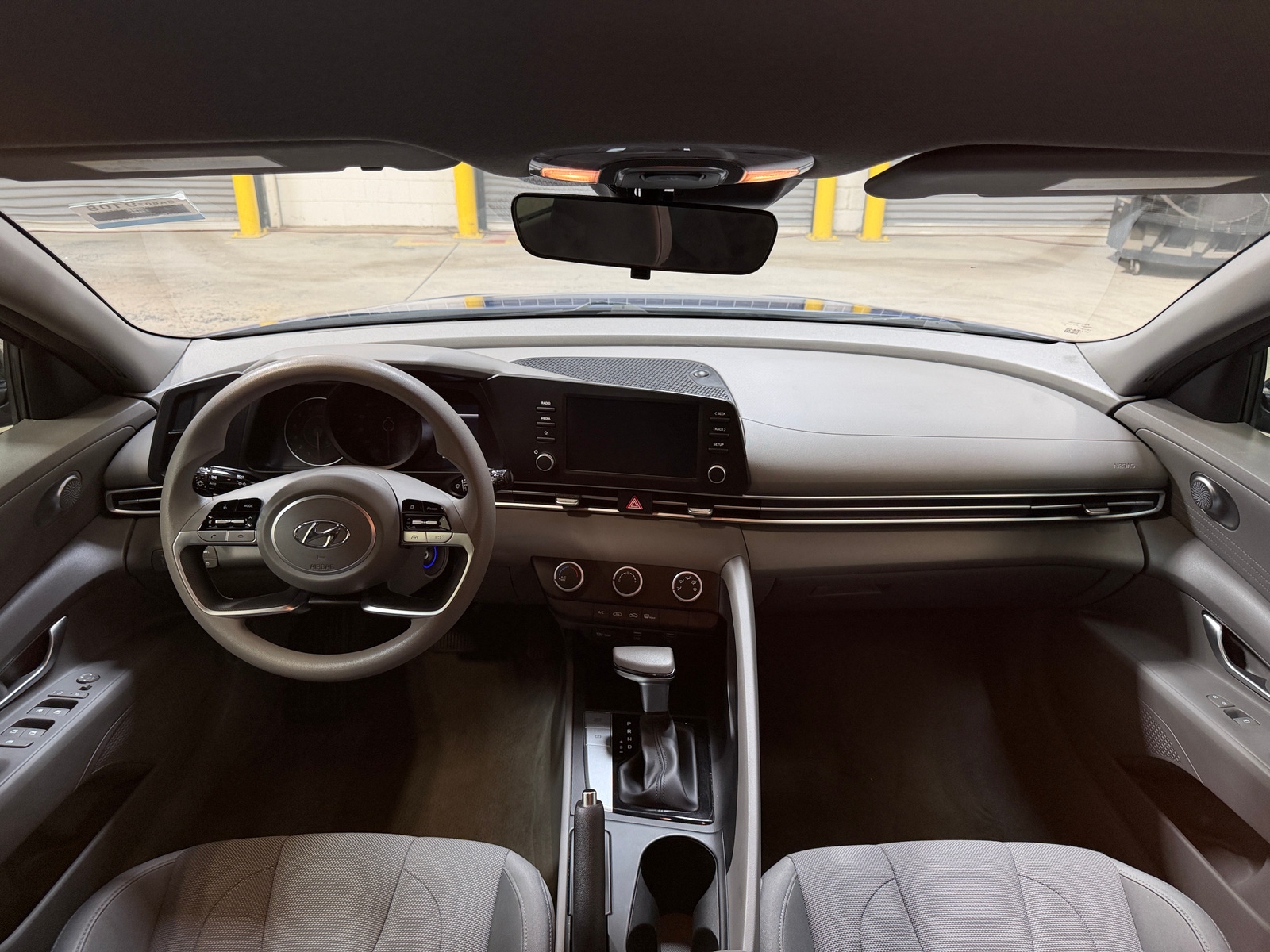 Thumbnail: 2021 Hyundai Elantra - 3