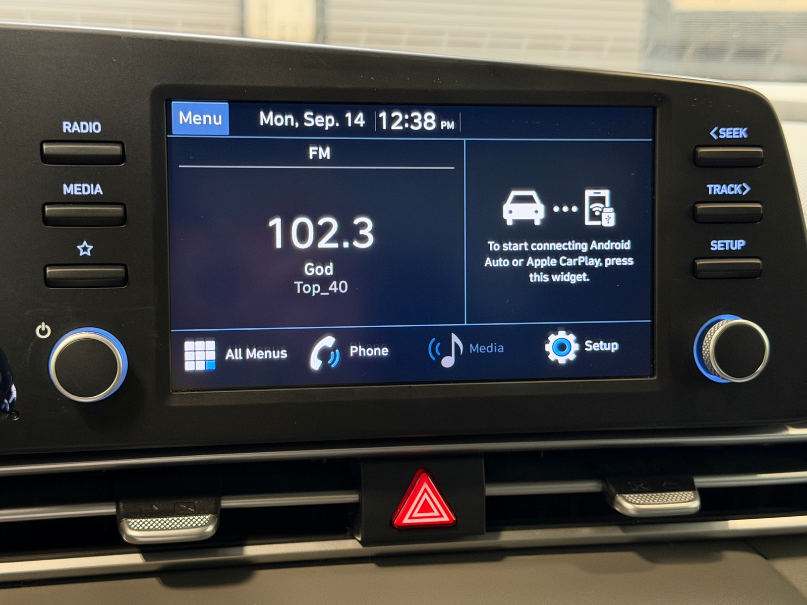 Thumbnail: 2021 Hyundai Elantra - 4