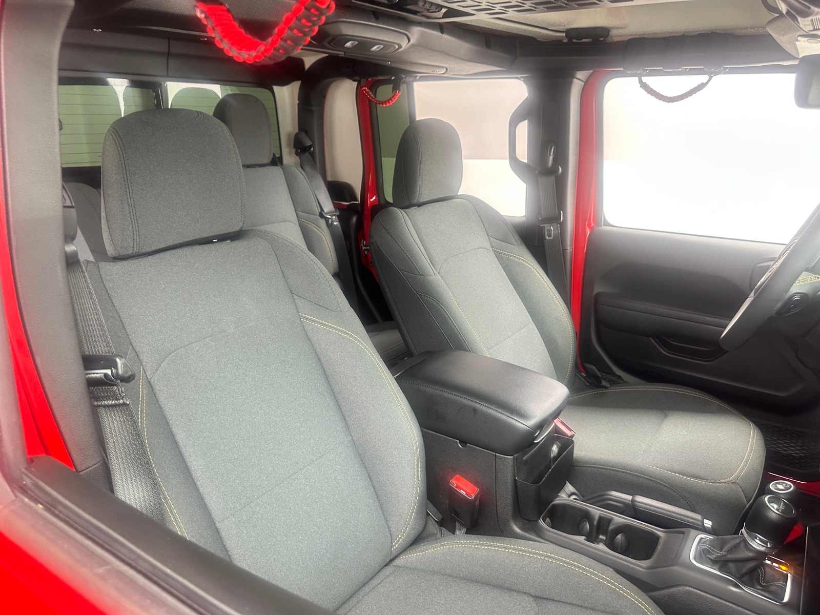 Thumbnail: 2024 Jeep Gladiator - 2