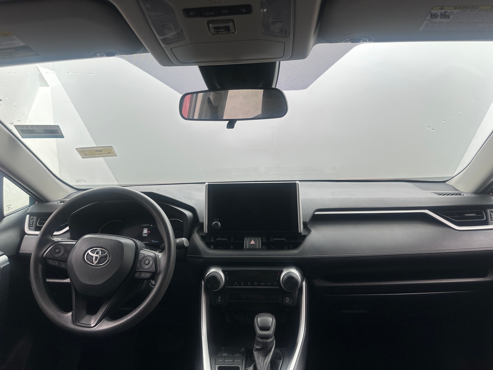 Thumbnail: 2025 Toyota RAV4 - 3