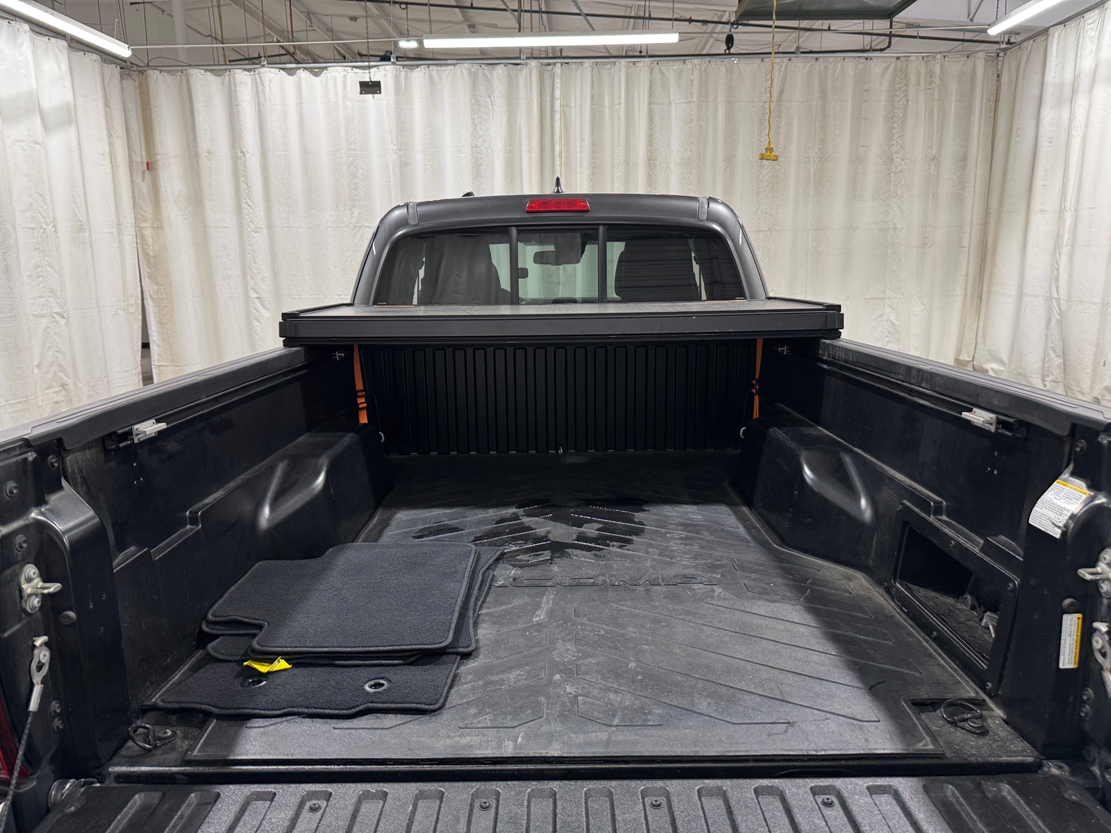 Thumbnail: 2019 Toyota Tacoma - 7