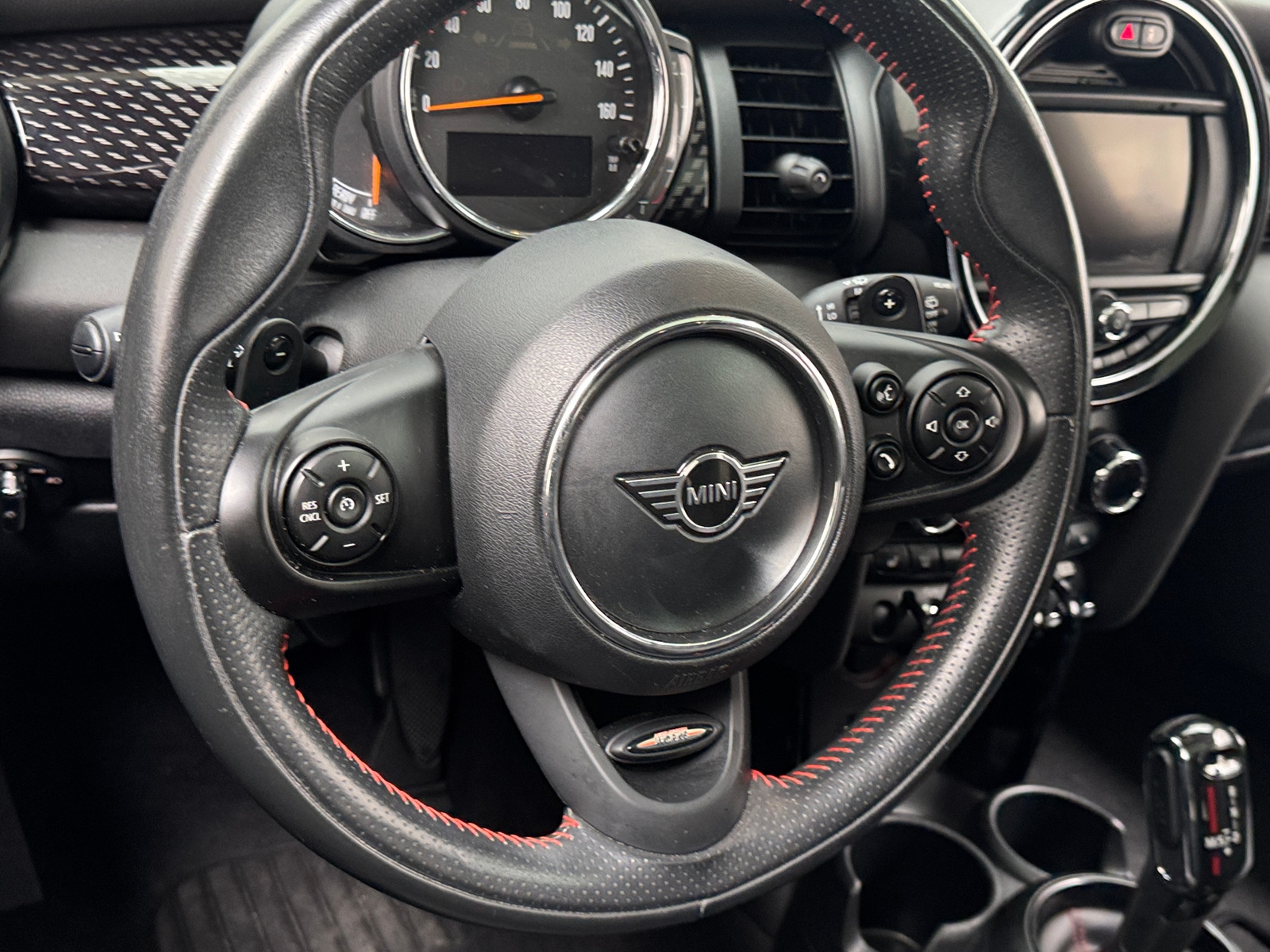 Thumbnail: 2020 MINI Cooper Hardtop - 4