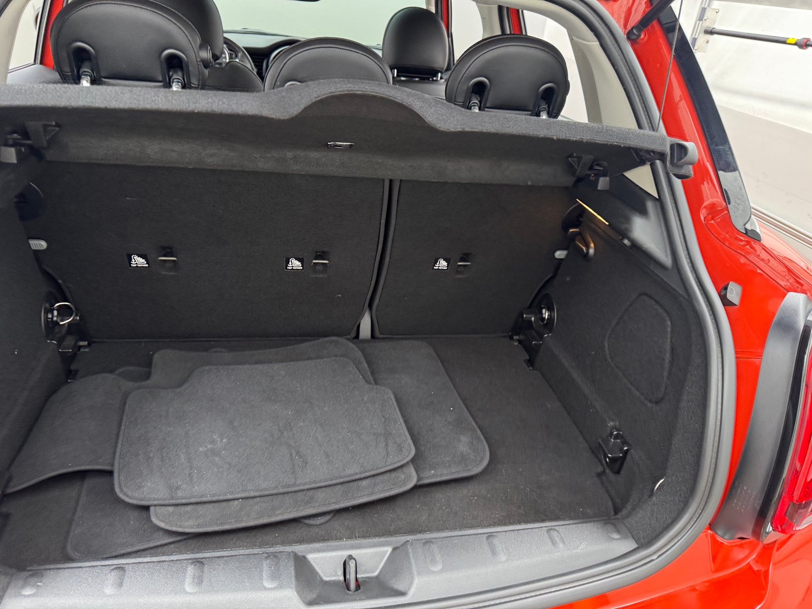 Thumbnail: 2020 MINI Cooper Hardtop - 6