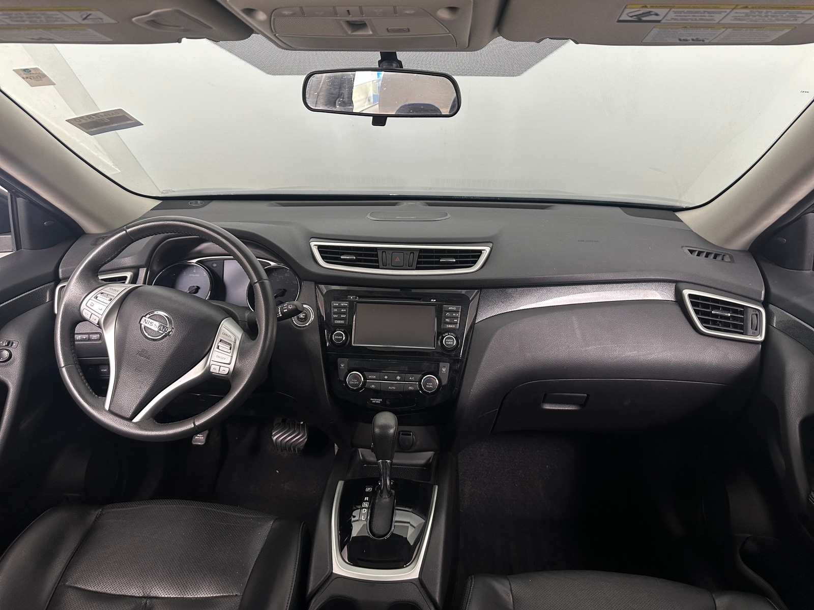Thumbnail: 2016 Nissan Rogue - 2