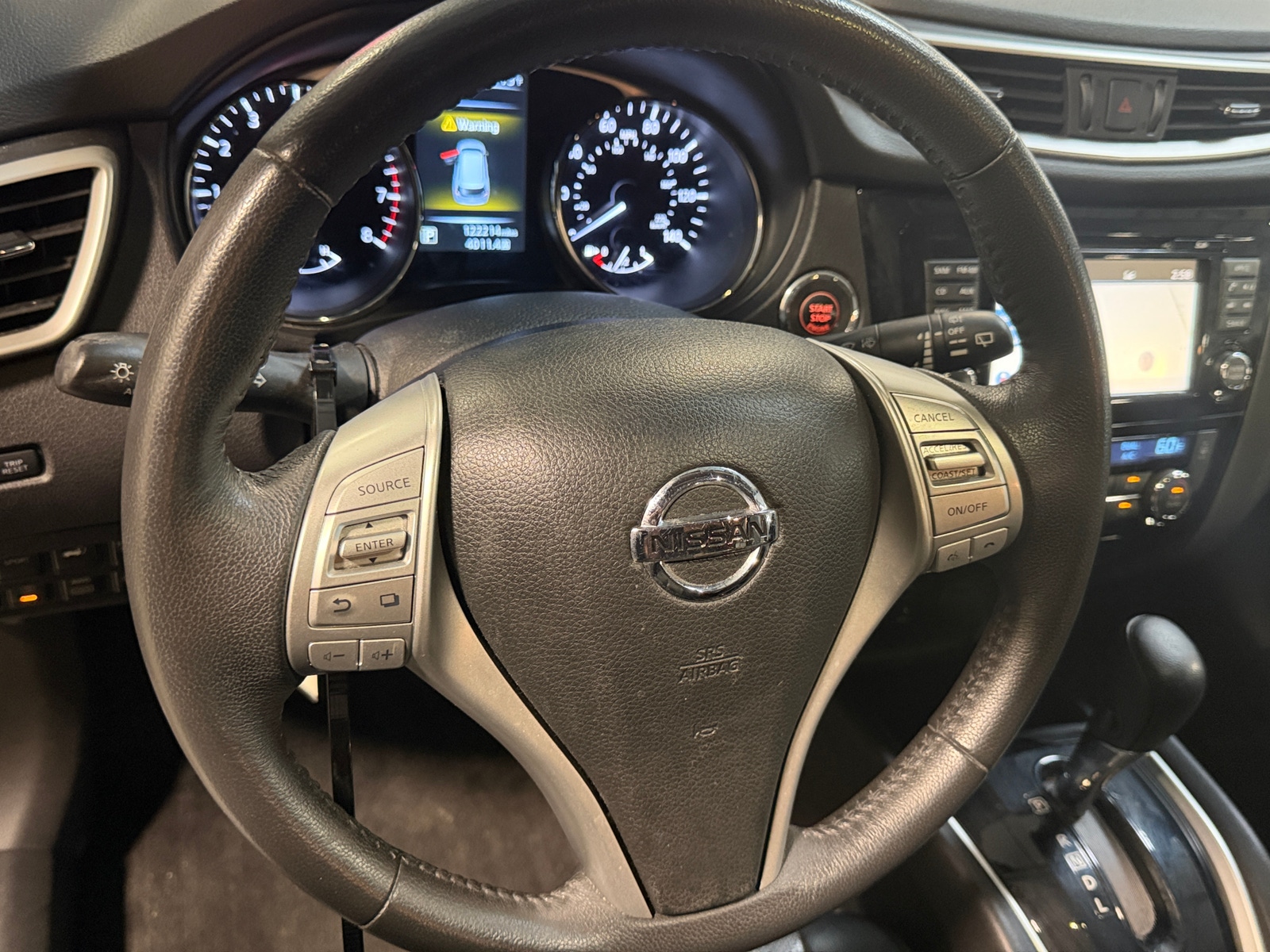 Thumbnail: 2016 Nissan Rogue - 4