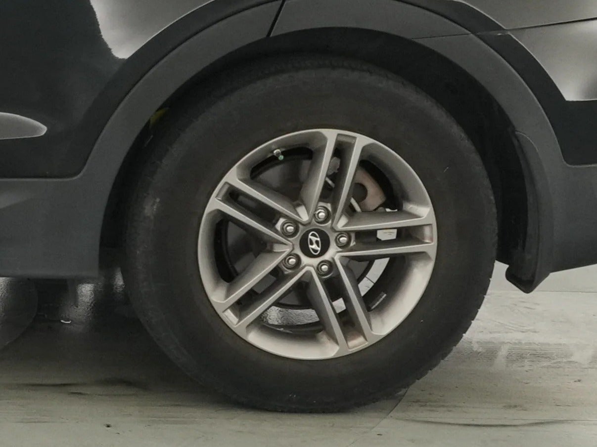 2017 Hyundai Santa Fe Sport - Photo 18