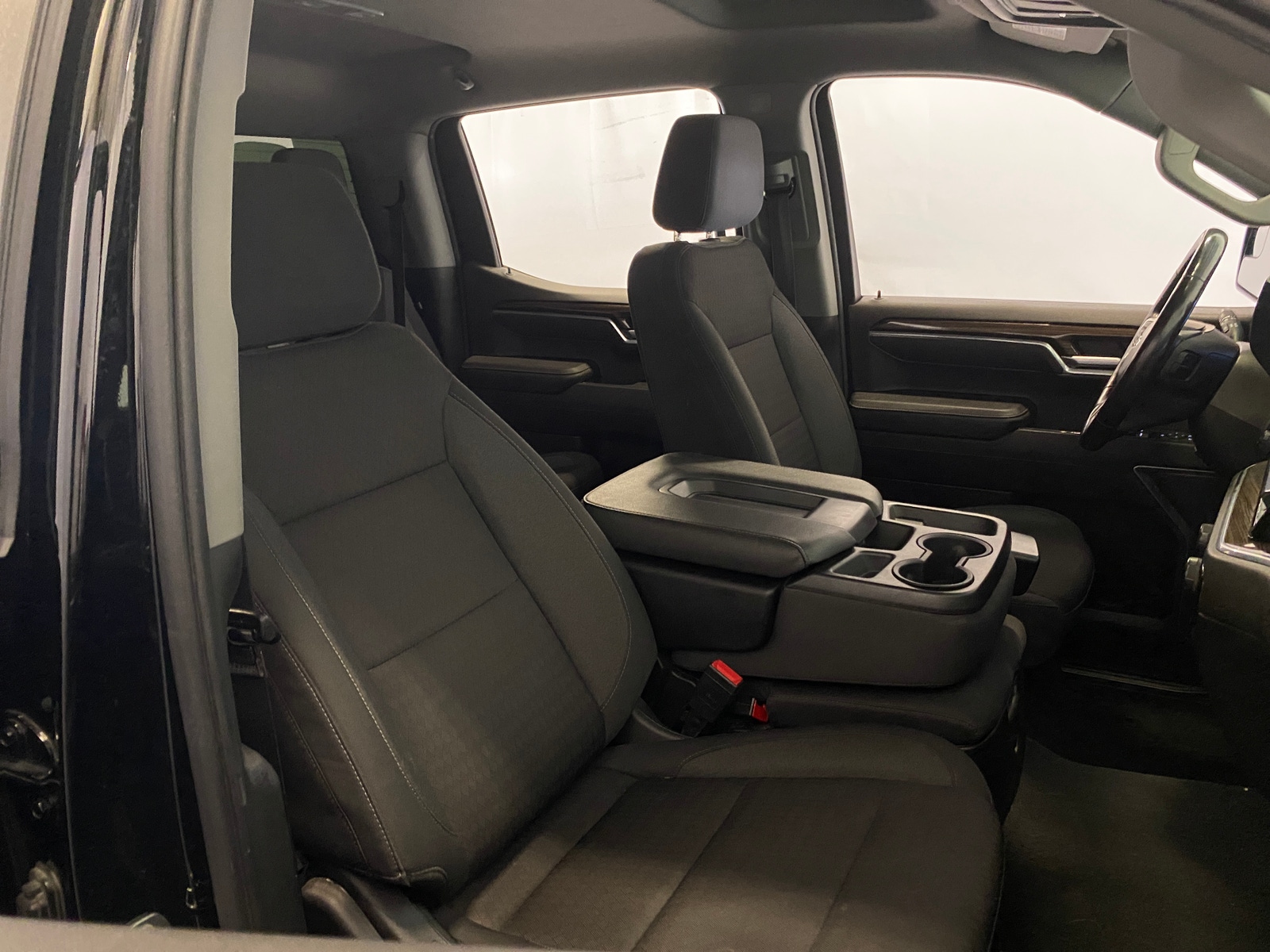 Thumbnail: 2022 Chevrolet Silverado 1500 - 2