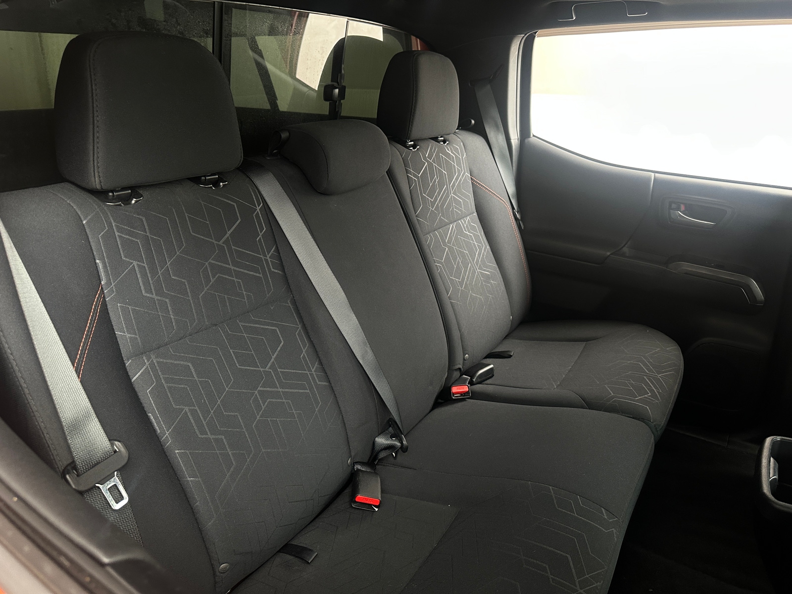 Thumbnail: 2016 Toyota Tacoma - 6