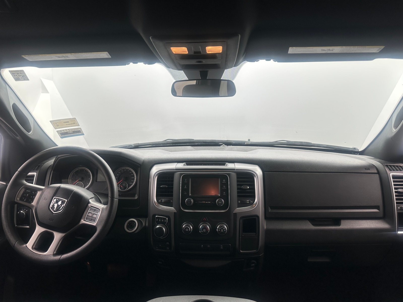 Thumbnail: 2022 RAM 1500 Classic - 3