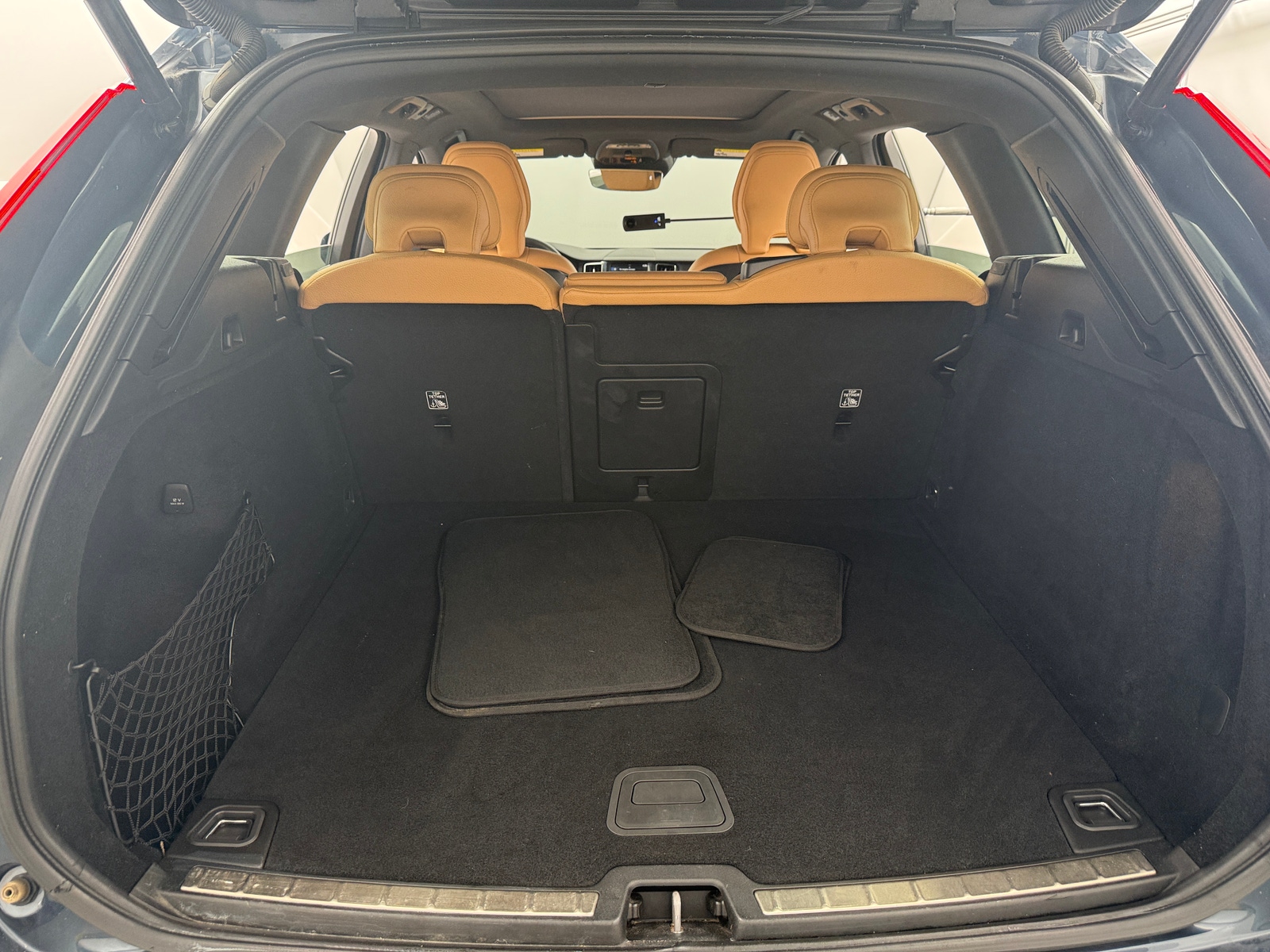 Thumbnail: 2020 Volvo XC60 - 6