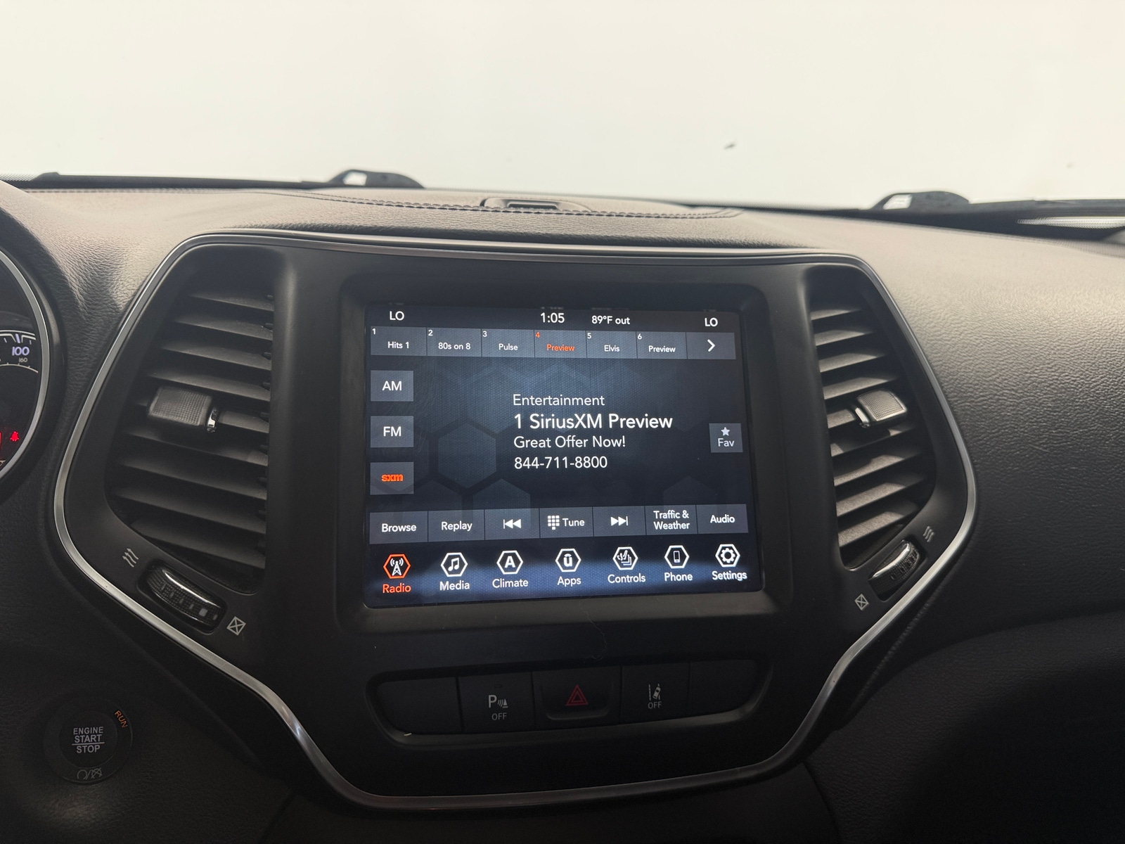 Thumbnail: 2021 Jeep Cherokee - 3