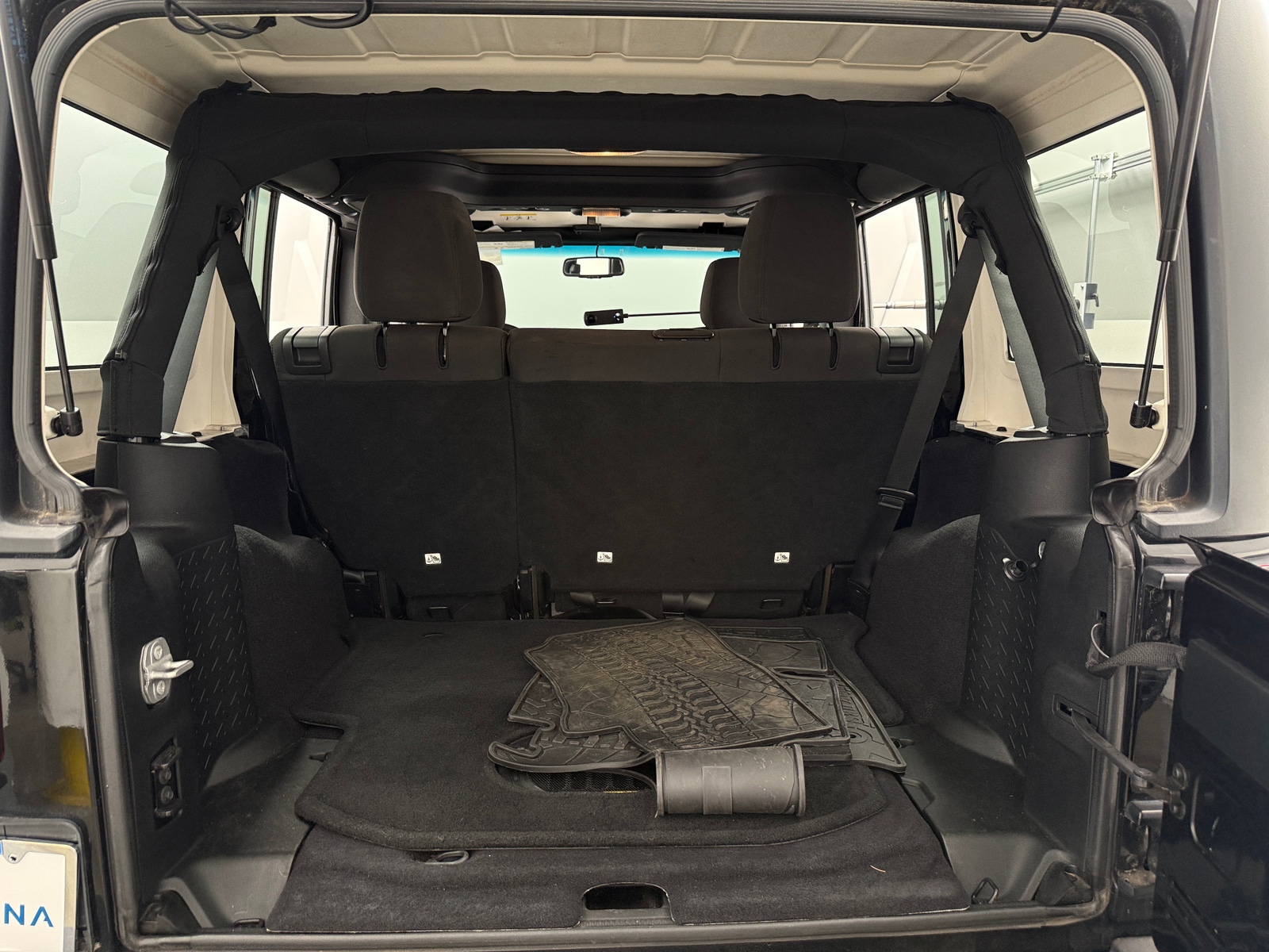 Thumbnail: 2017 Jeep Wrangler - 7