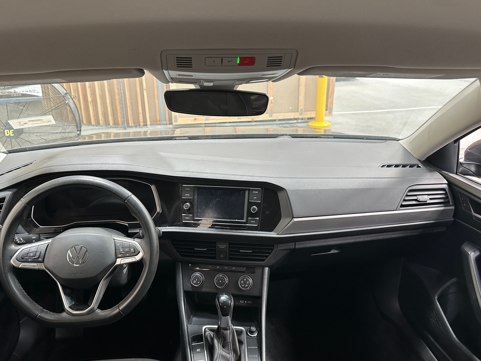 Thumbnail: 2024 Volkswagen Jetta - 3