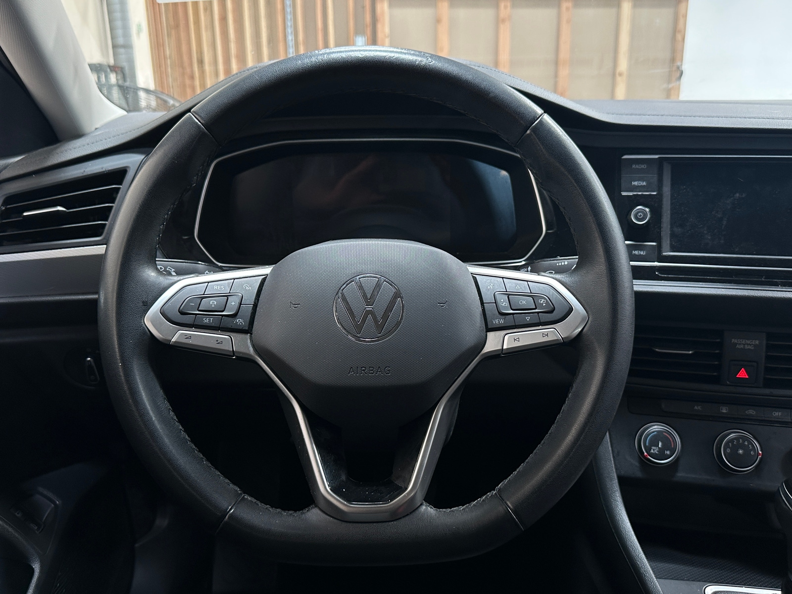 Thumbnail: 2024 Volkswagen Jetta - 5