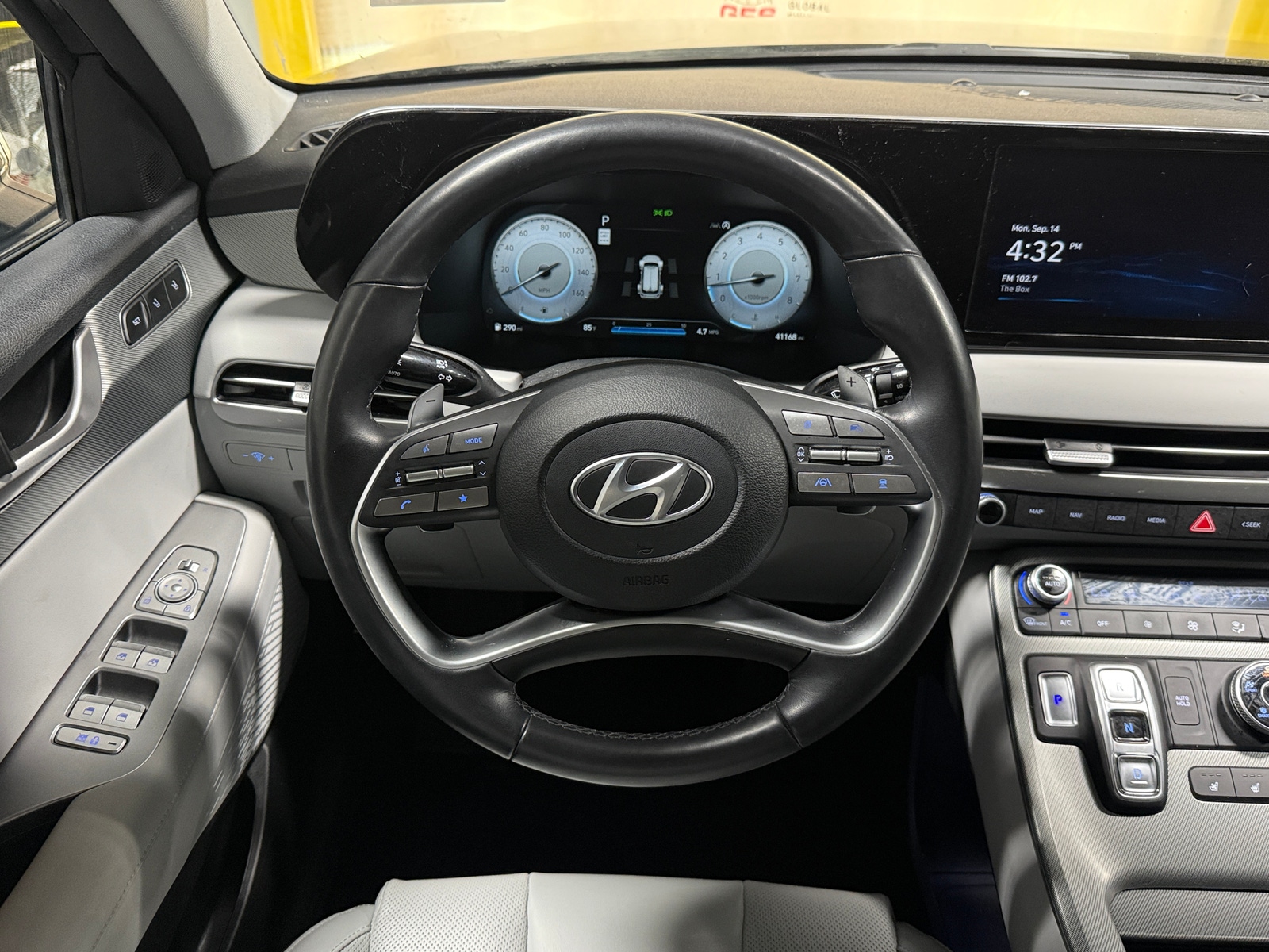 Thumbnail: 2023 Hyundai Palisade - 4