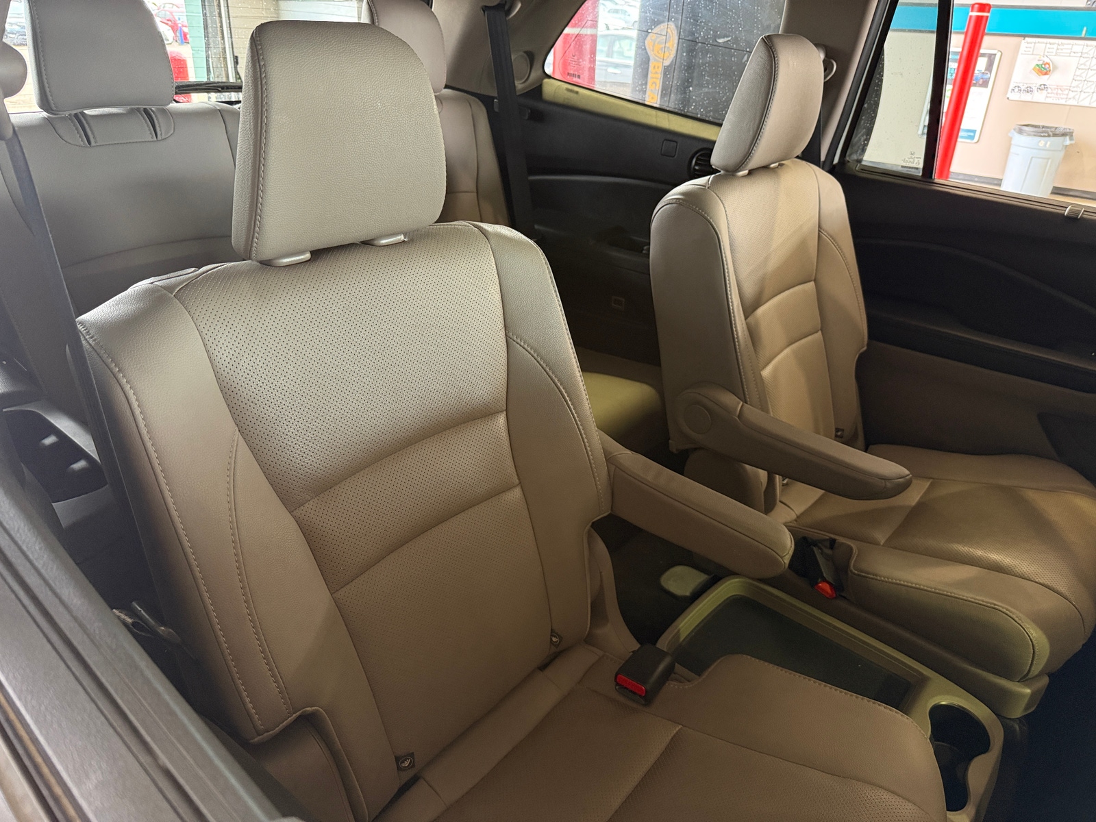 Thumbnail: 2017 Honda Pilot - 5