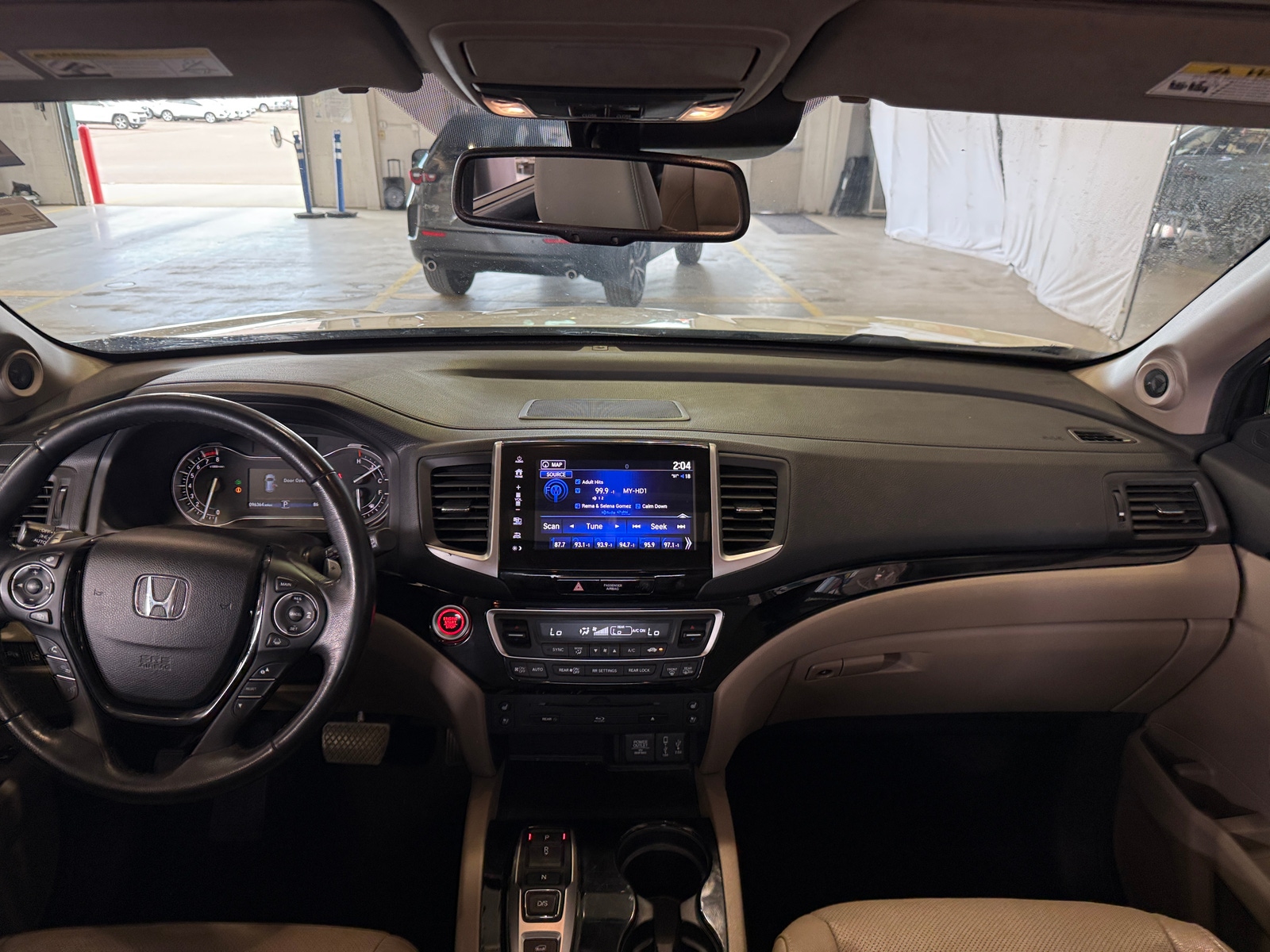 Thumbnail: 2017 Honda Pilot - 2