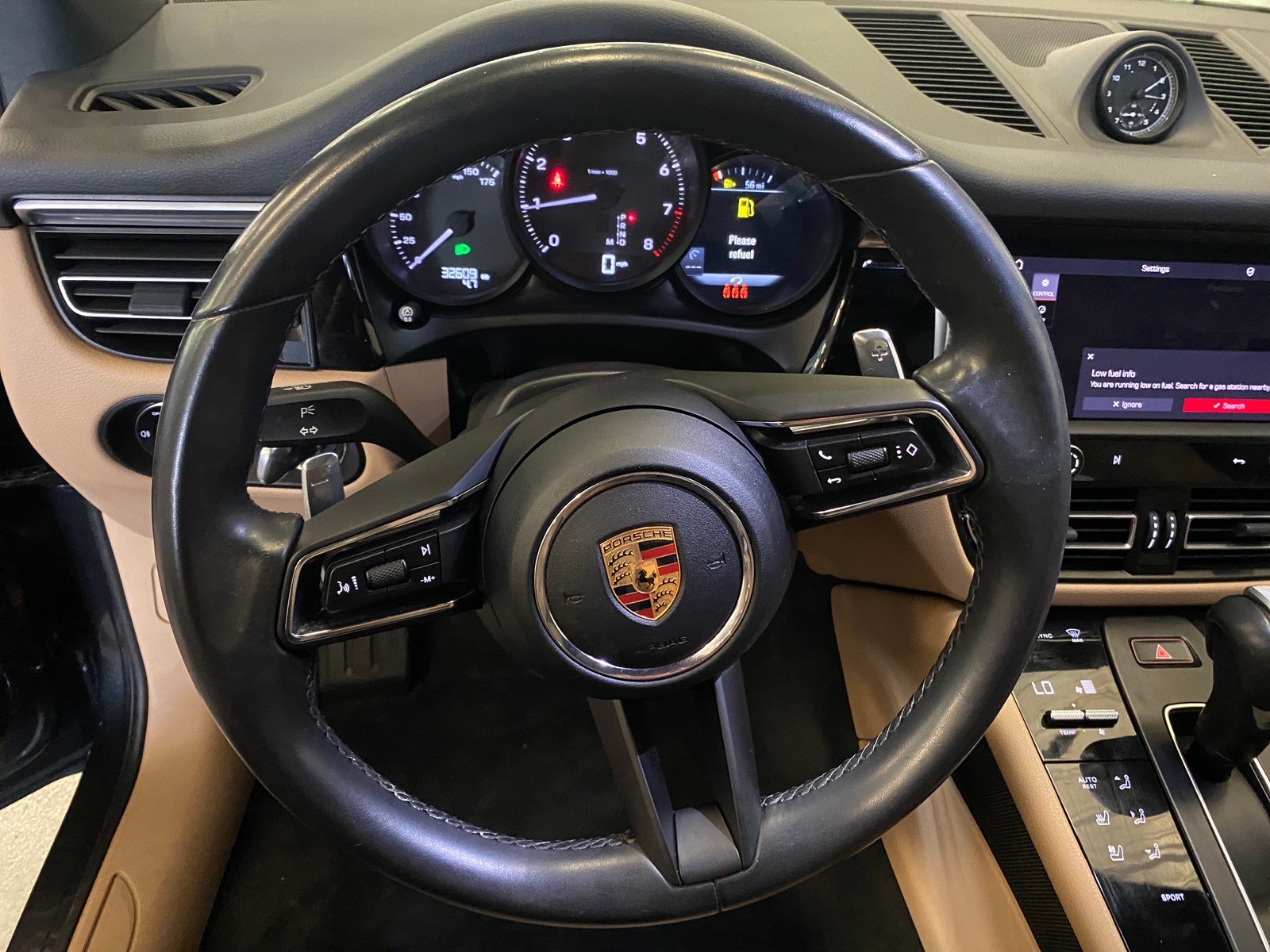 Thumbnail: 2023 Porsche Macan - 4