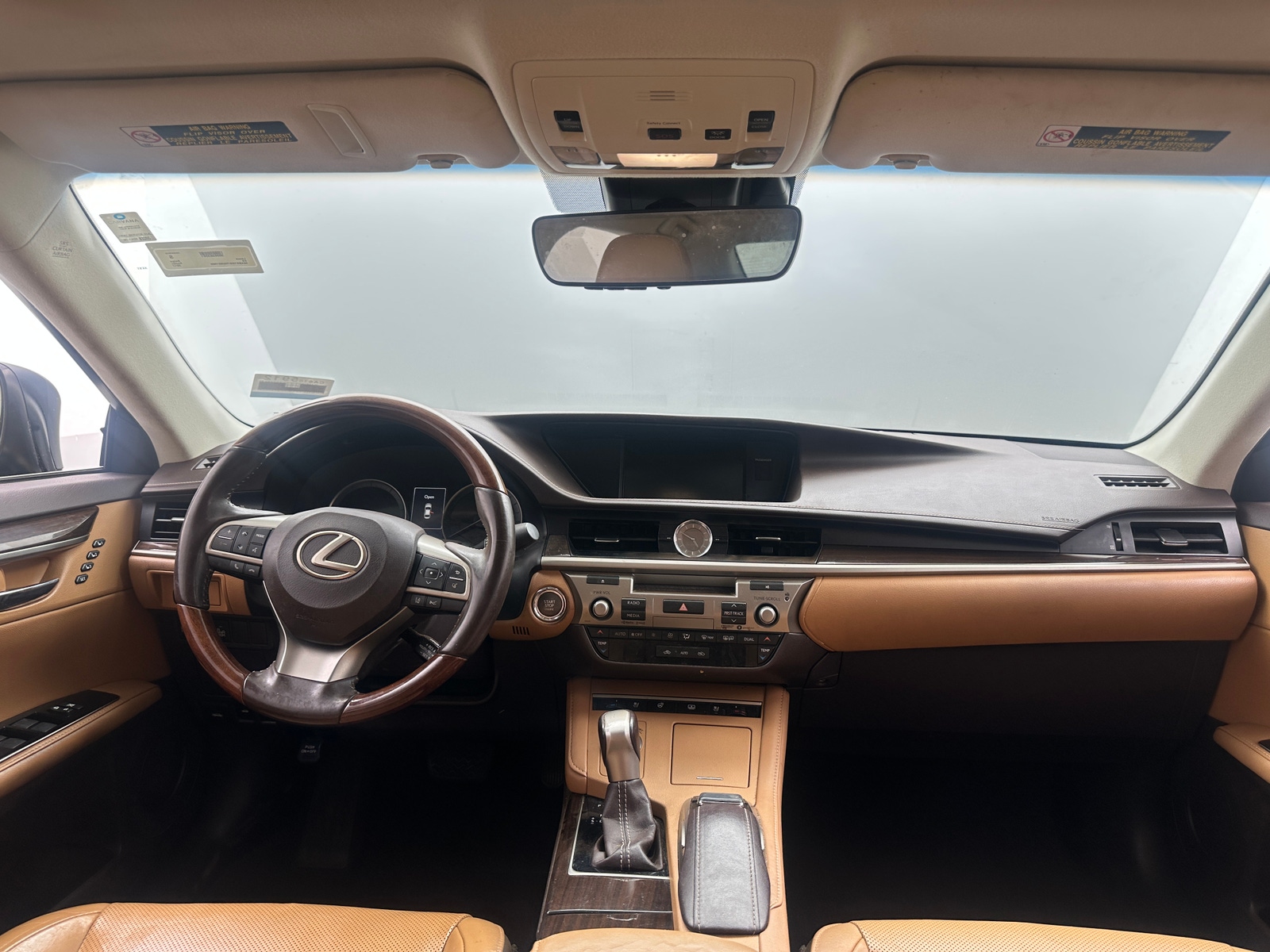 Thumbnail: 2017 Lexus ES - 2