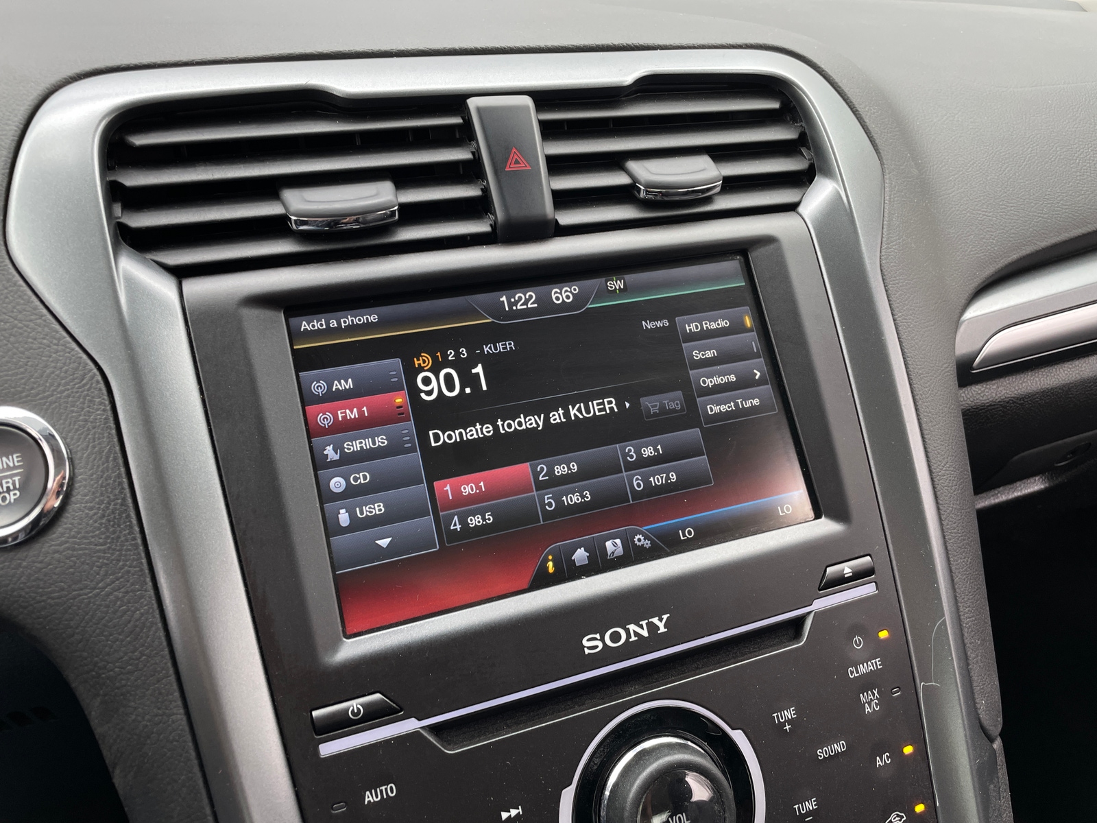 Thumbnail: 2015 Ford Fusion - 3