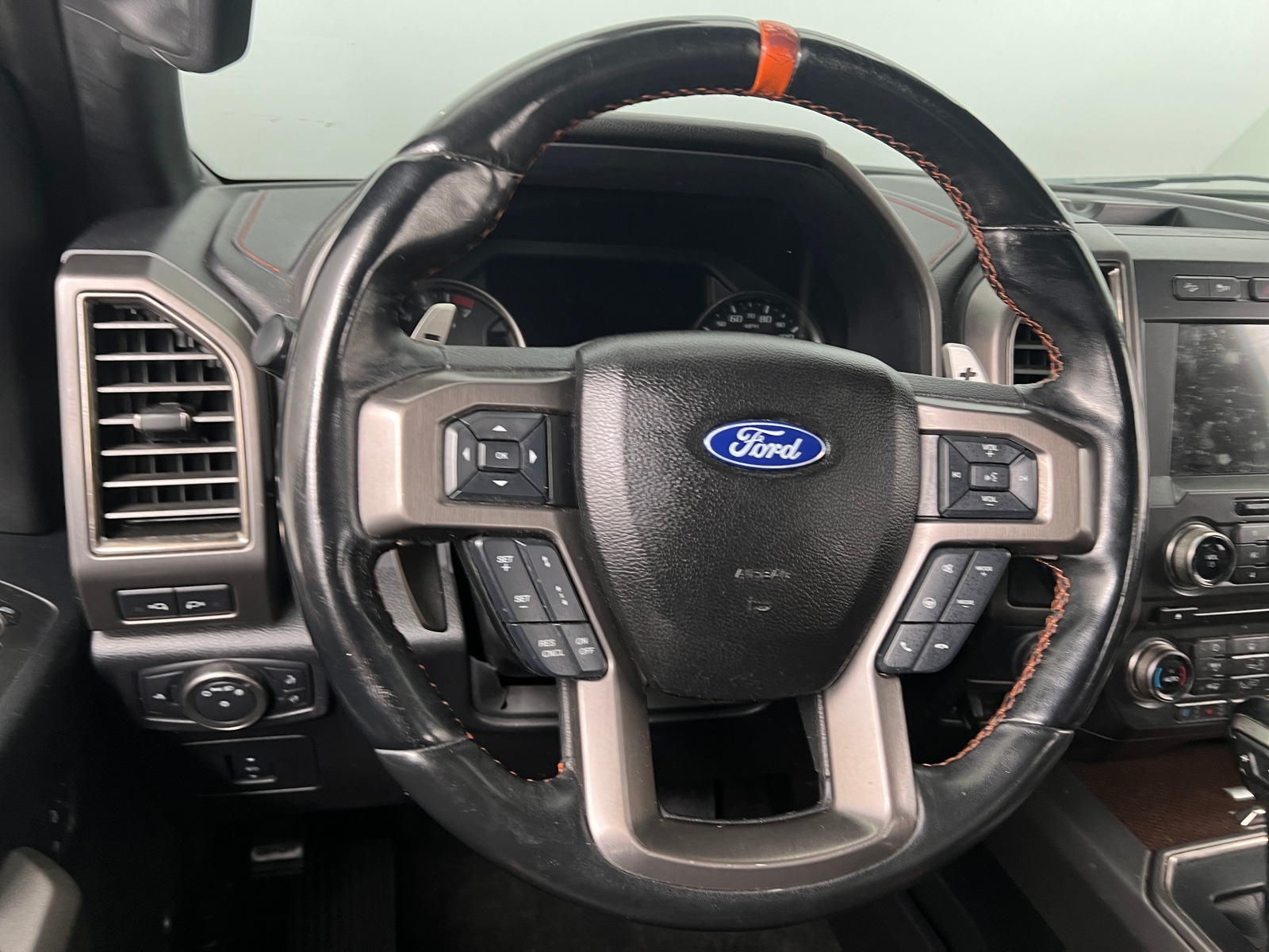Thumbnail: 2017 Ford Econoline - 4
