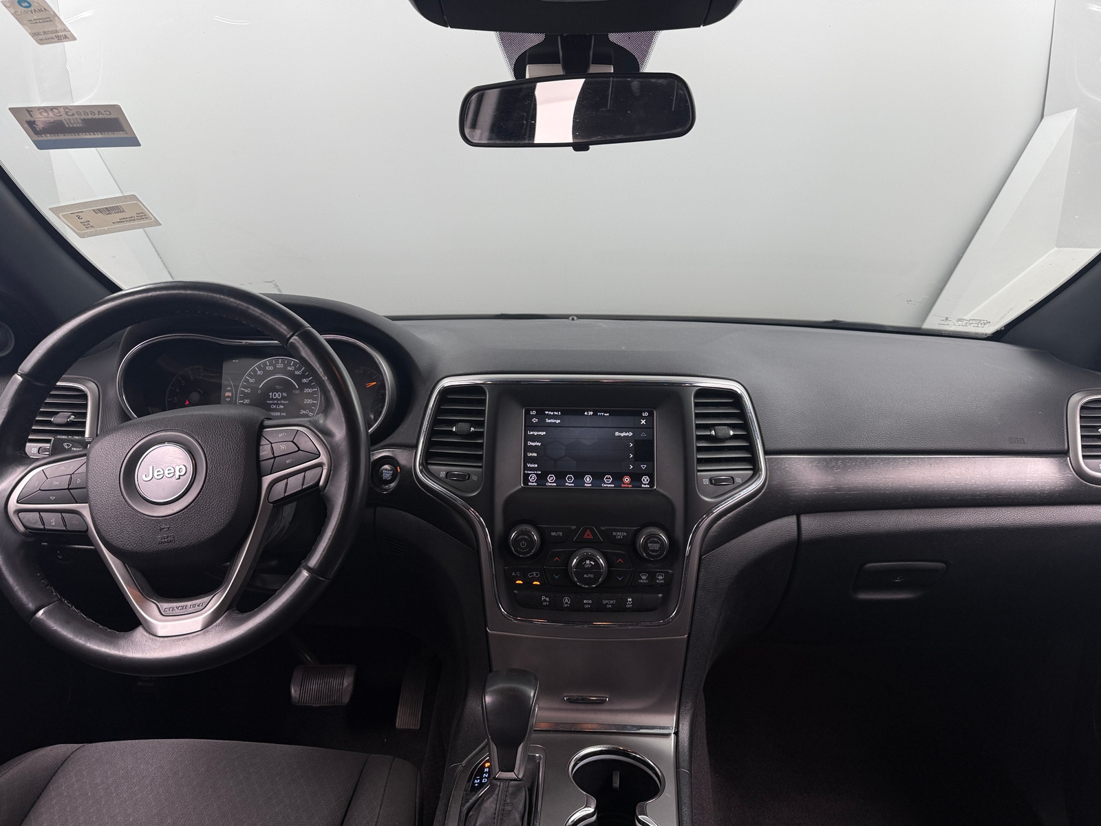 Thumbnail: 2018 Jeep Grand Cherokee - 3