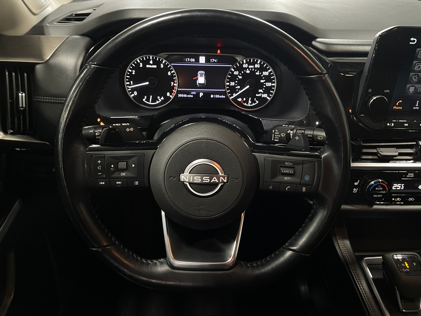 Thumbnail: 2023 Nissan Pathfinder - 4